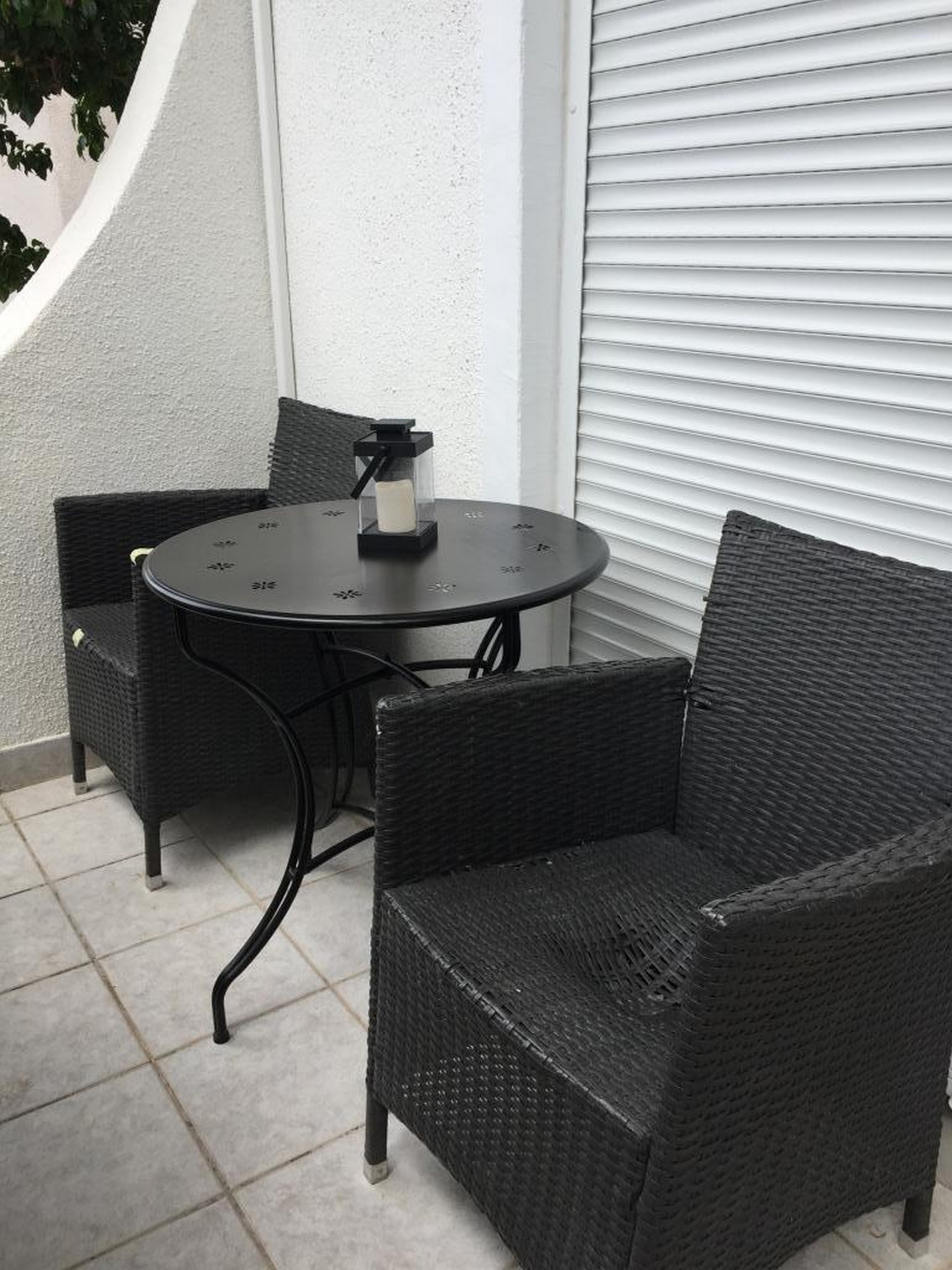 Three bedroom apartment with balcony and sea view Nečujam, Šolta  A-b