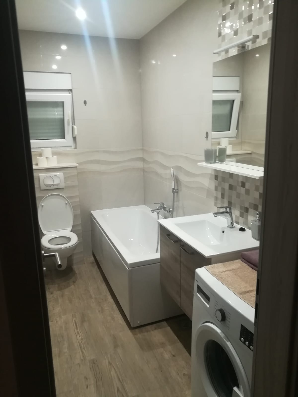 Two bedroom apartment with terrace and sea view Krilo Jesenice, Omiš  A-b