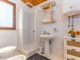 Poreč, Salle de bain dans l’hébergement en type apartment, animaux acceptés et WiFi.