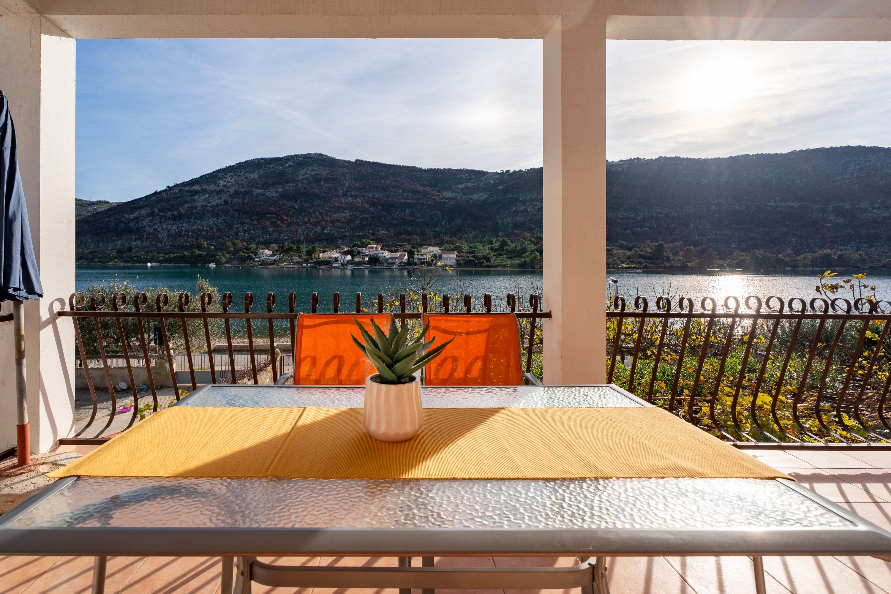 One bedroom apartment near beach Grebaštica, Šibenik  A-a