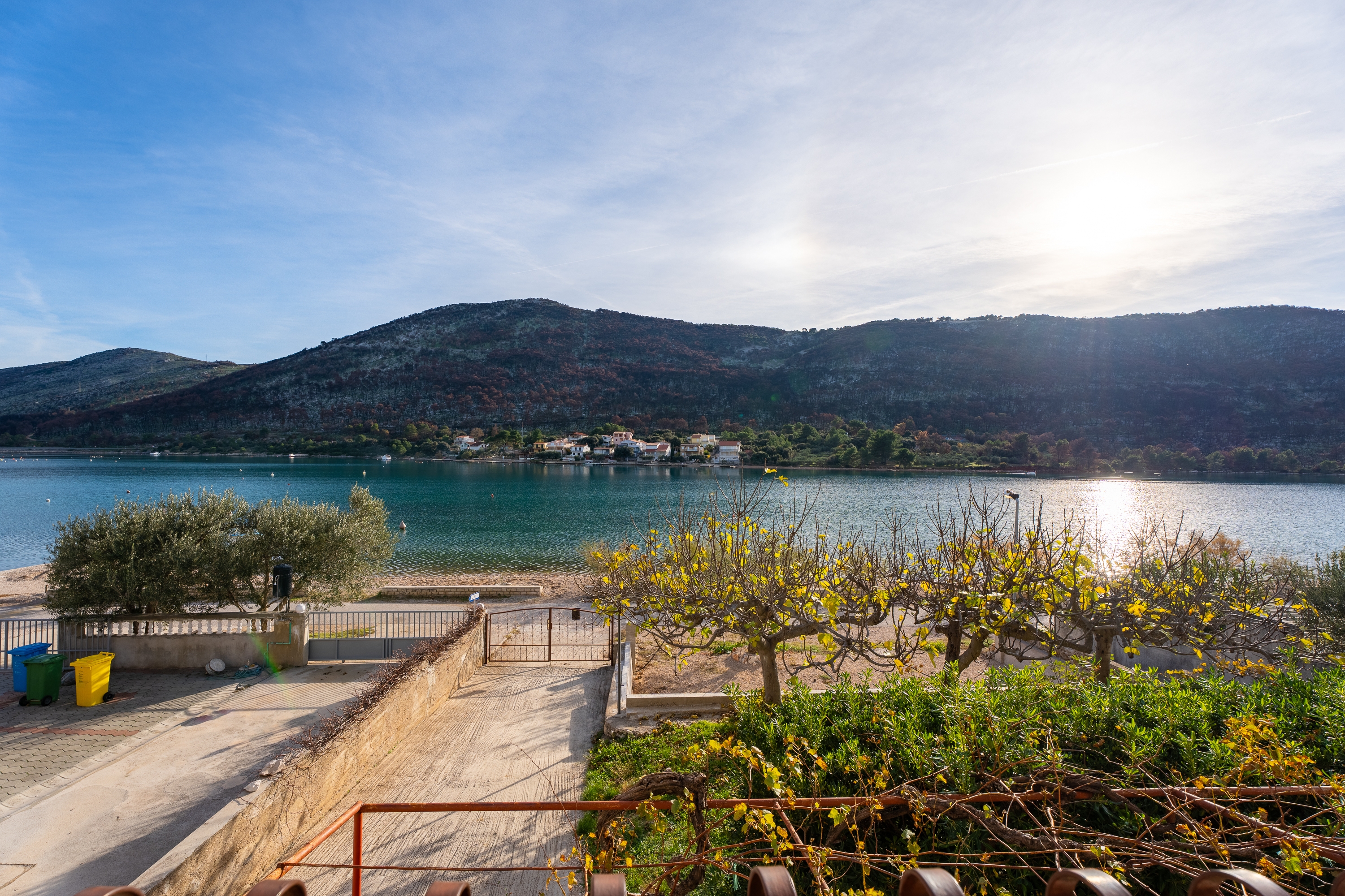 Soba uz plažu Grebaštica, Šibenik  S-a