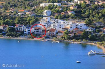 Grebaštica, Šibenik, Объект 13942 - Апартаменты и комнаты вблизи моря с галечным пляжем.