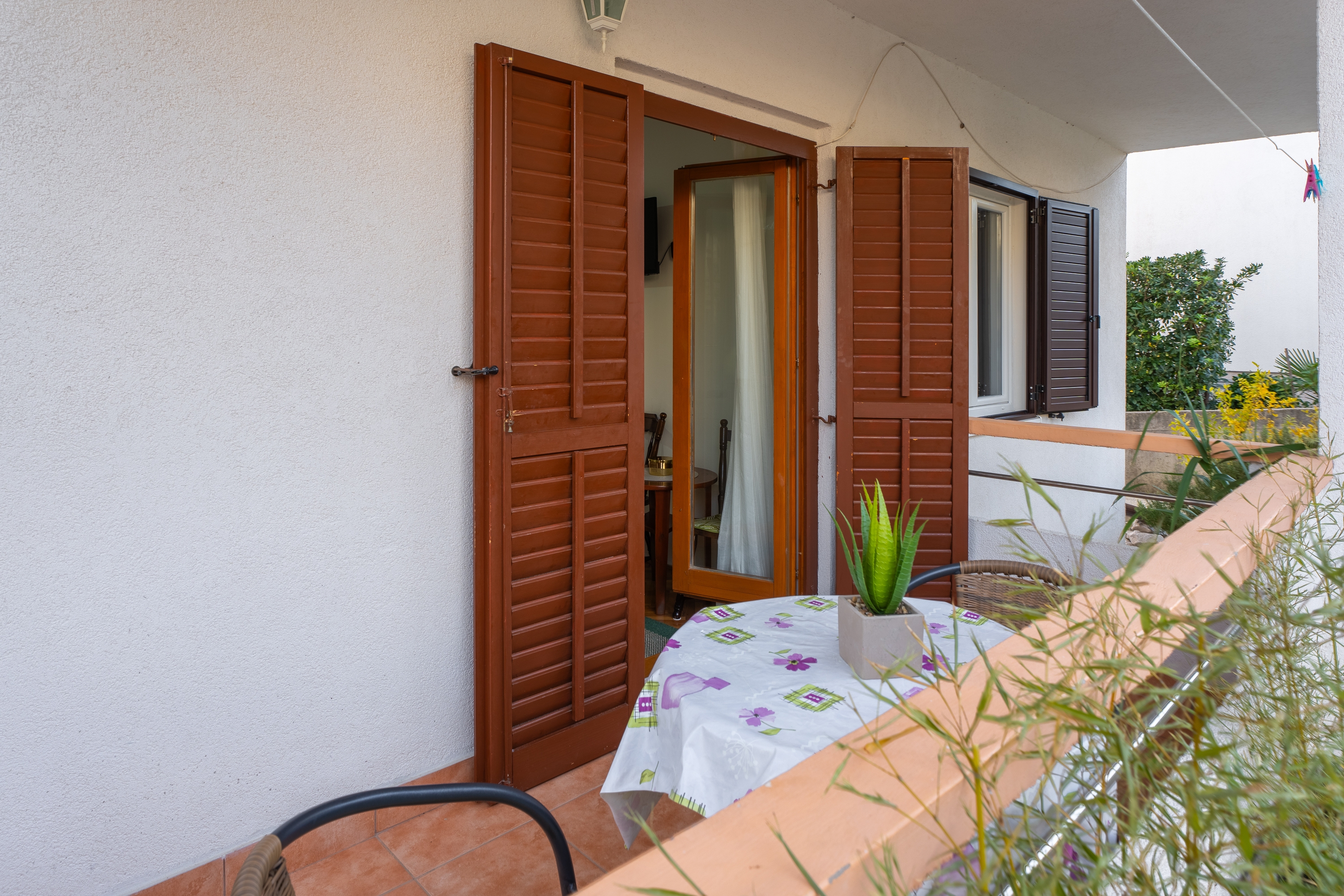 Room near beach Grebaštica, Šibenik  S-a