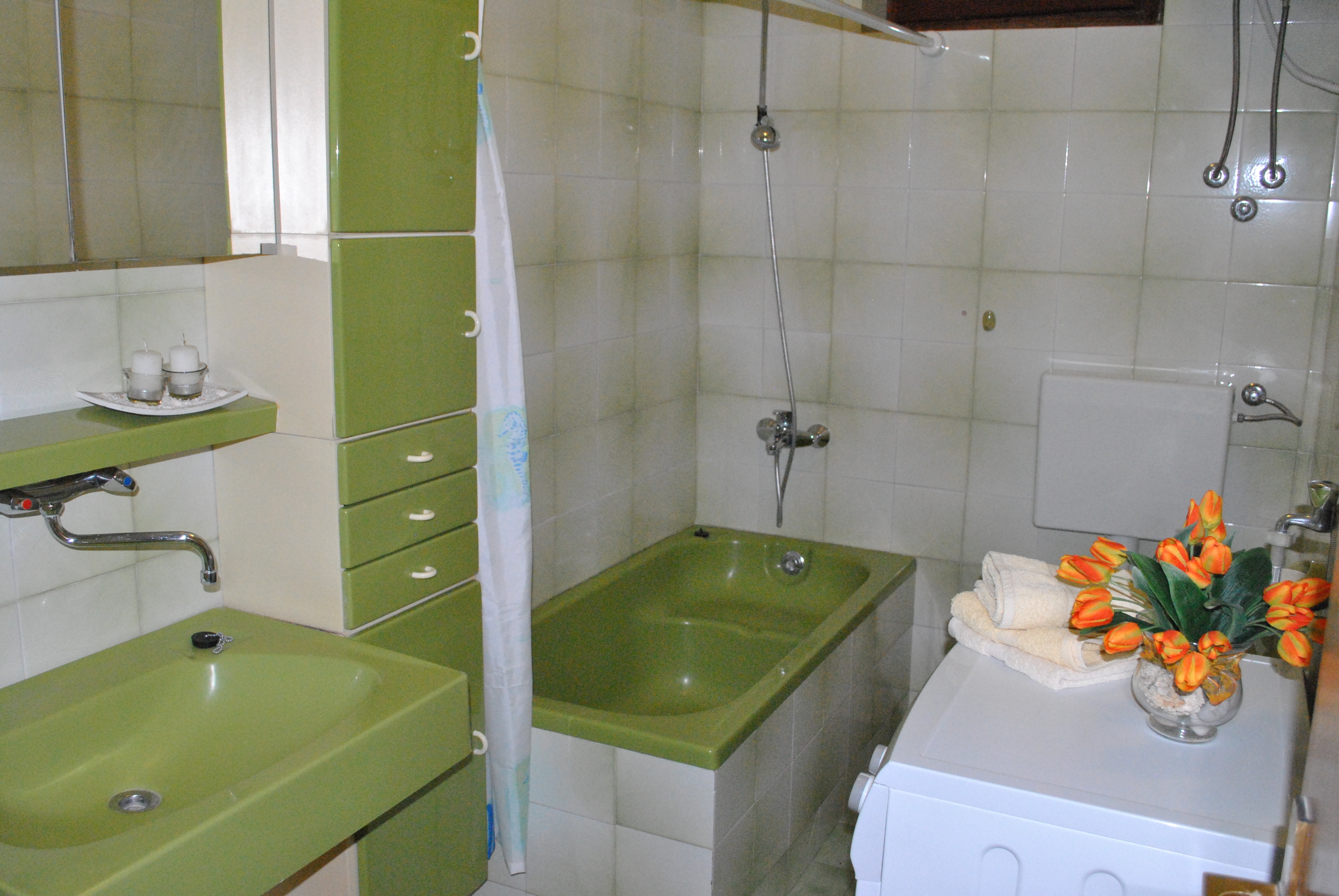 Comfortable and spacious house with terrace and sea view Brna, Korčula  K