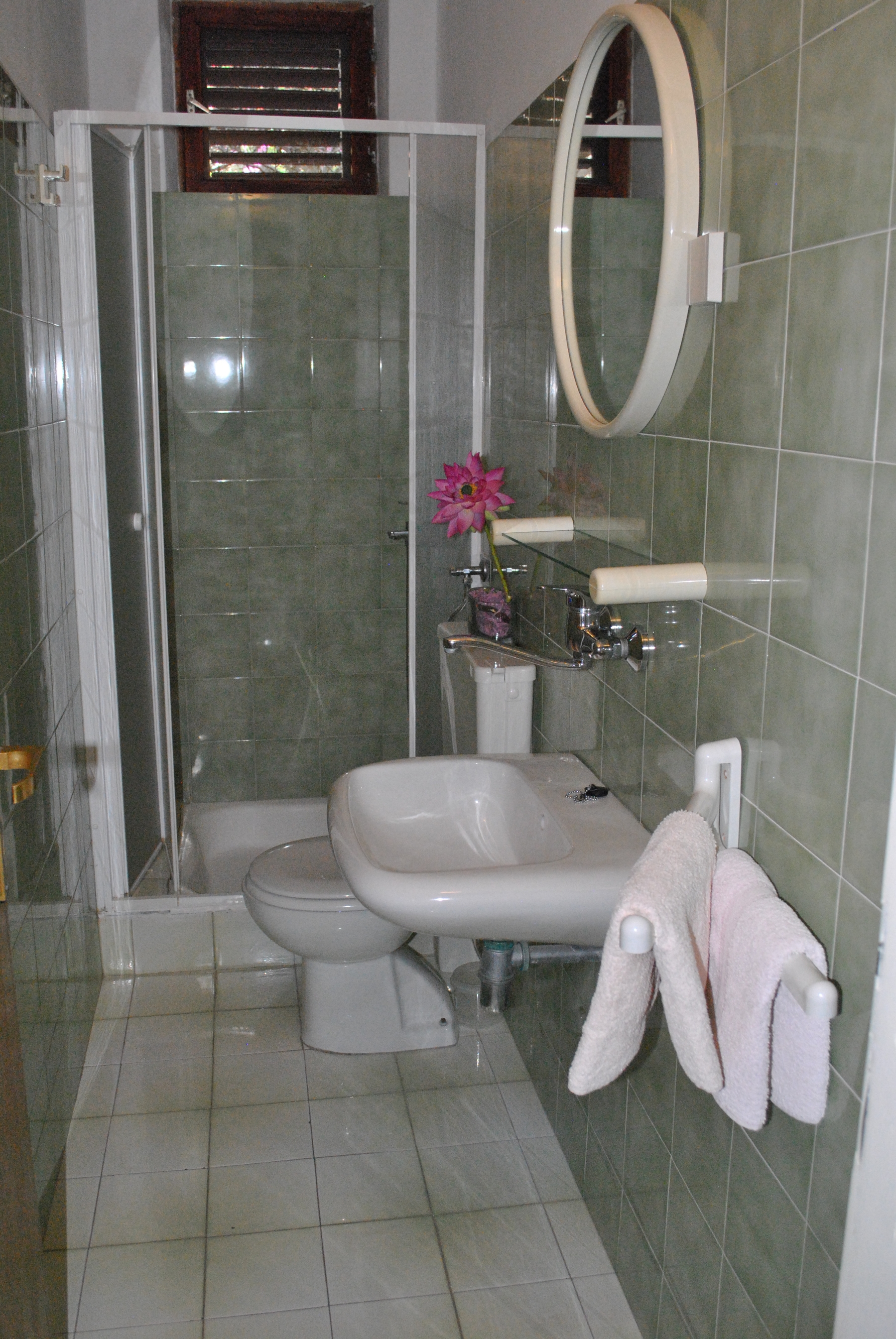 Comfortable and spacious house with terrace and sea view Brna, Korčula  K