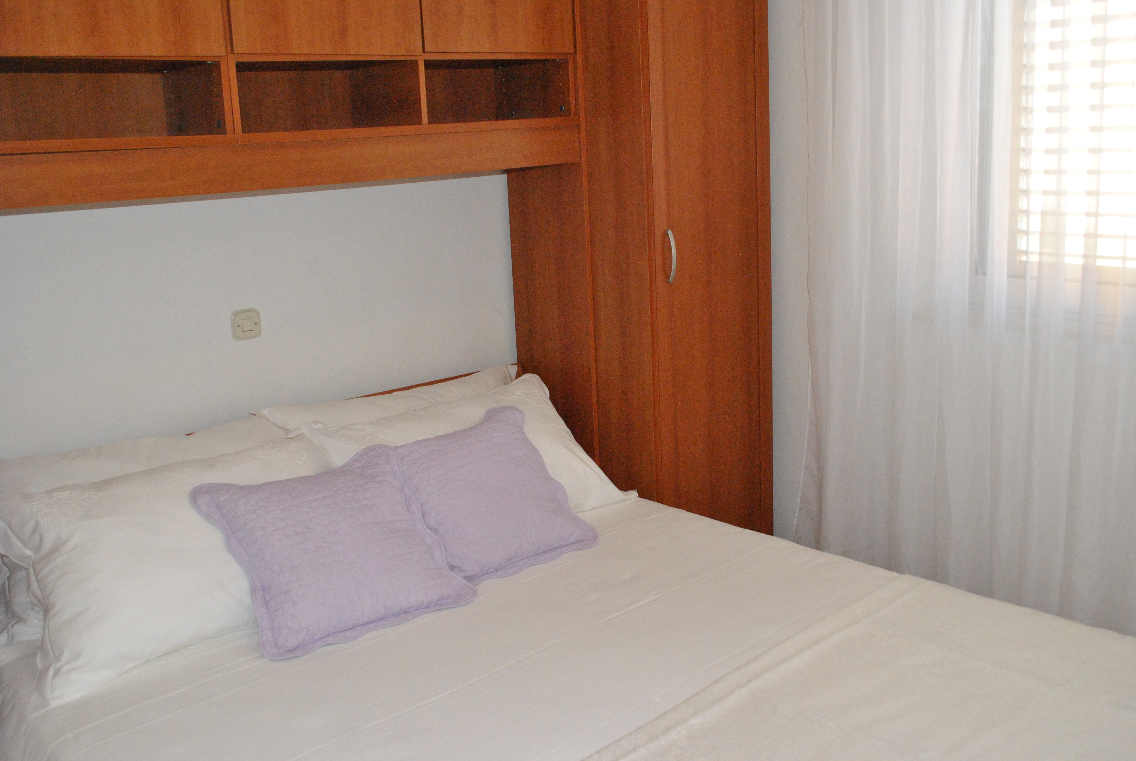 Comfortable and spacious house with terrace and sea view Brna, Korčula  K