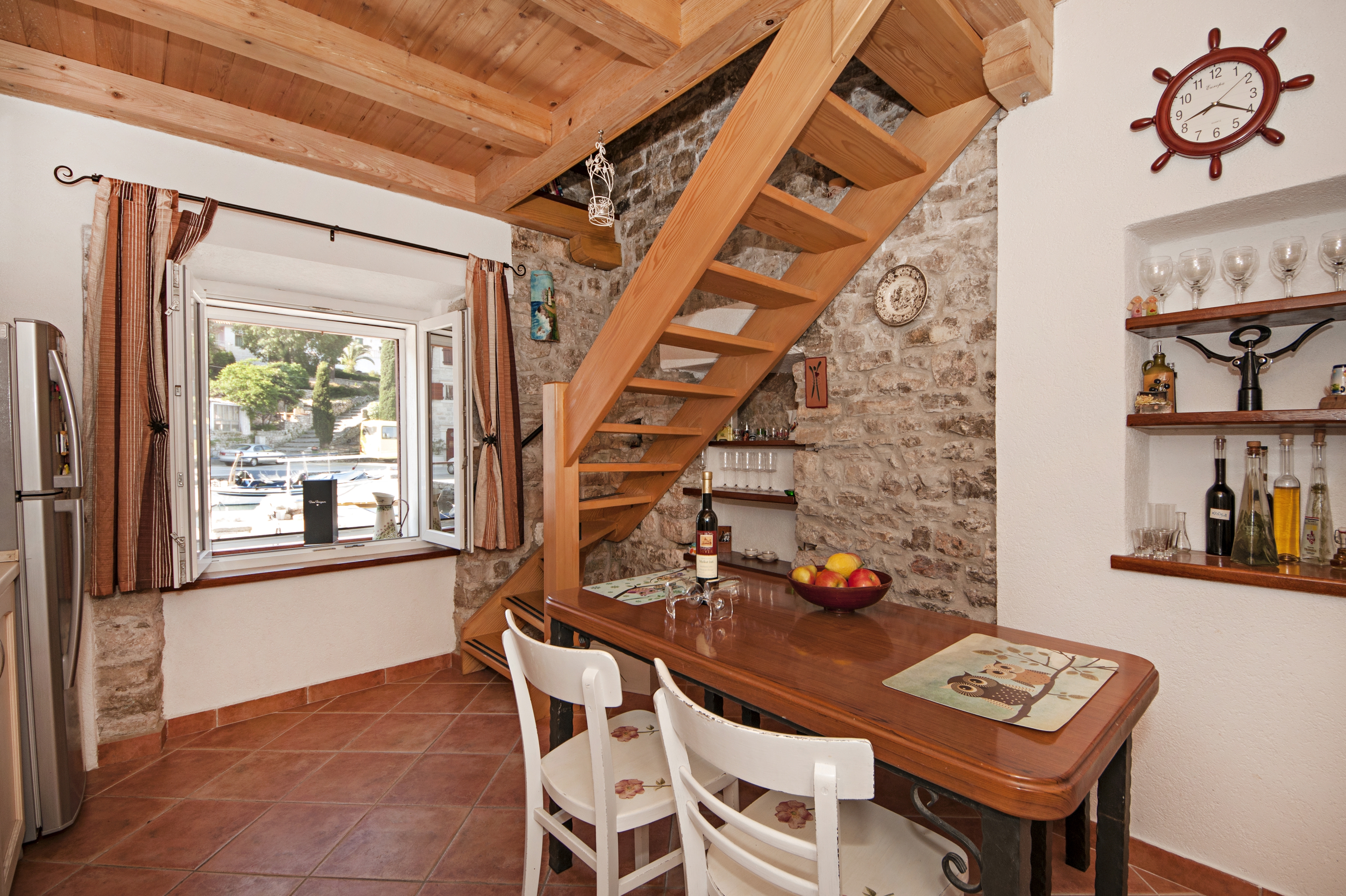 One bedroom house with air-conditioning Maslinica, Šolta (K-13965) One bedroom house with air-conditioning Maslinica, Šolta (K-13965)