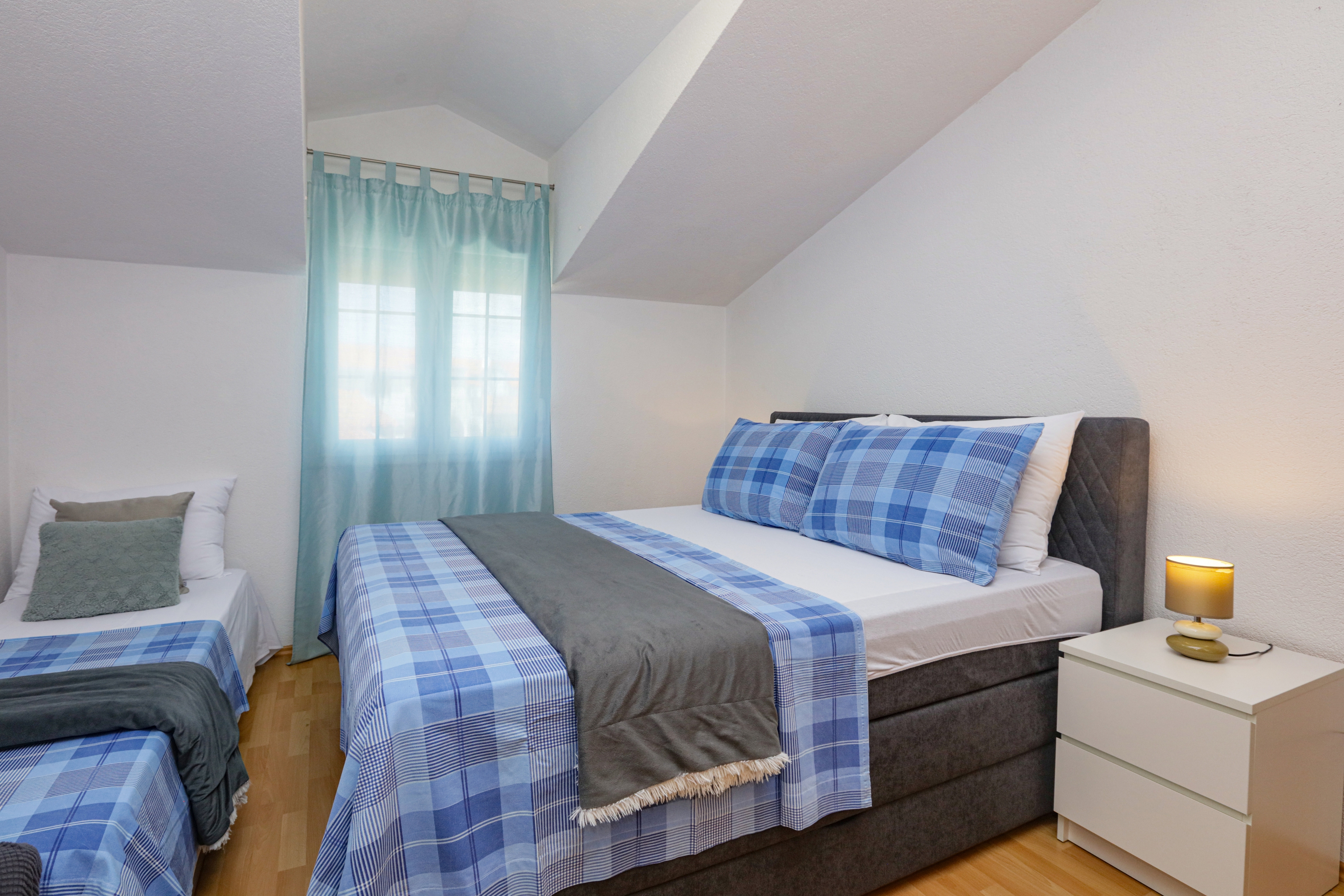 One bedroom apartment with terrace Vodice (A-13973-b)