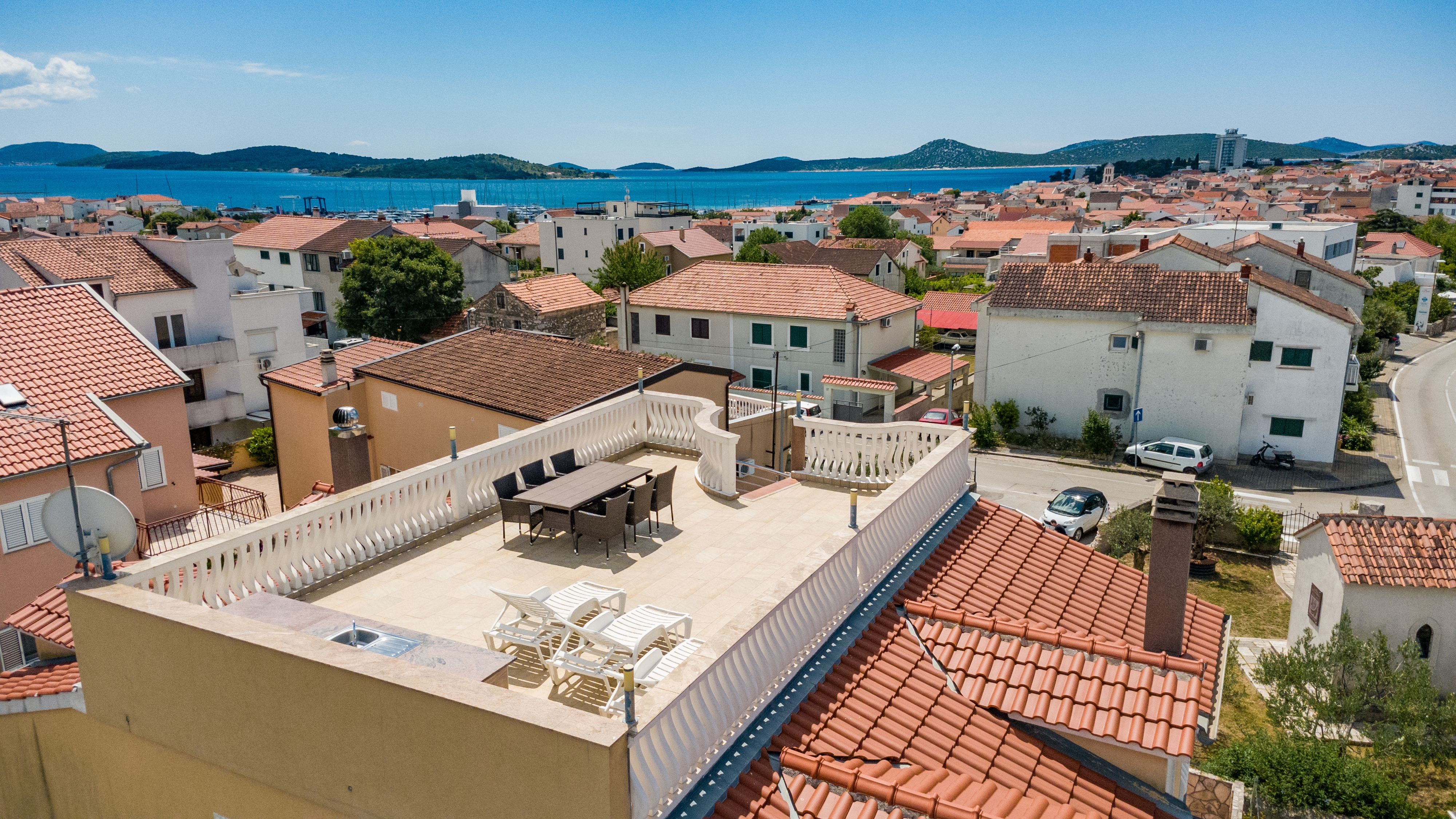 One bedroom apartment with terrace Vodice  A-b