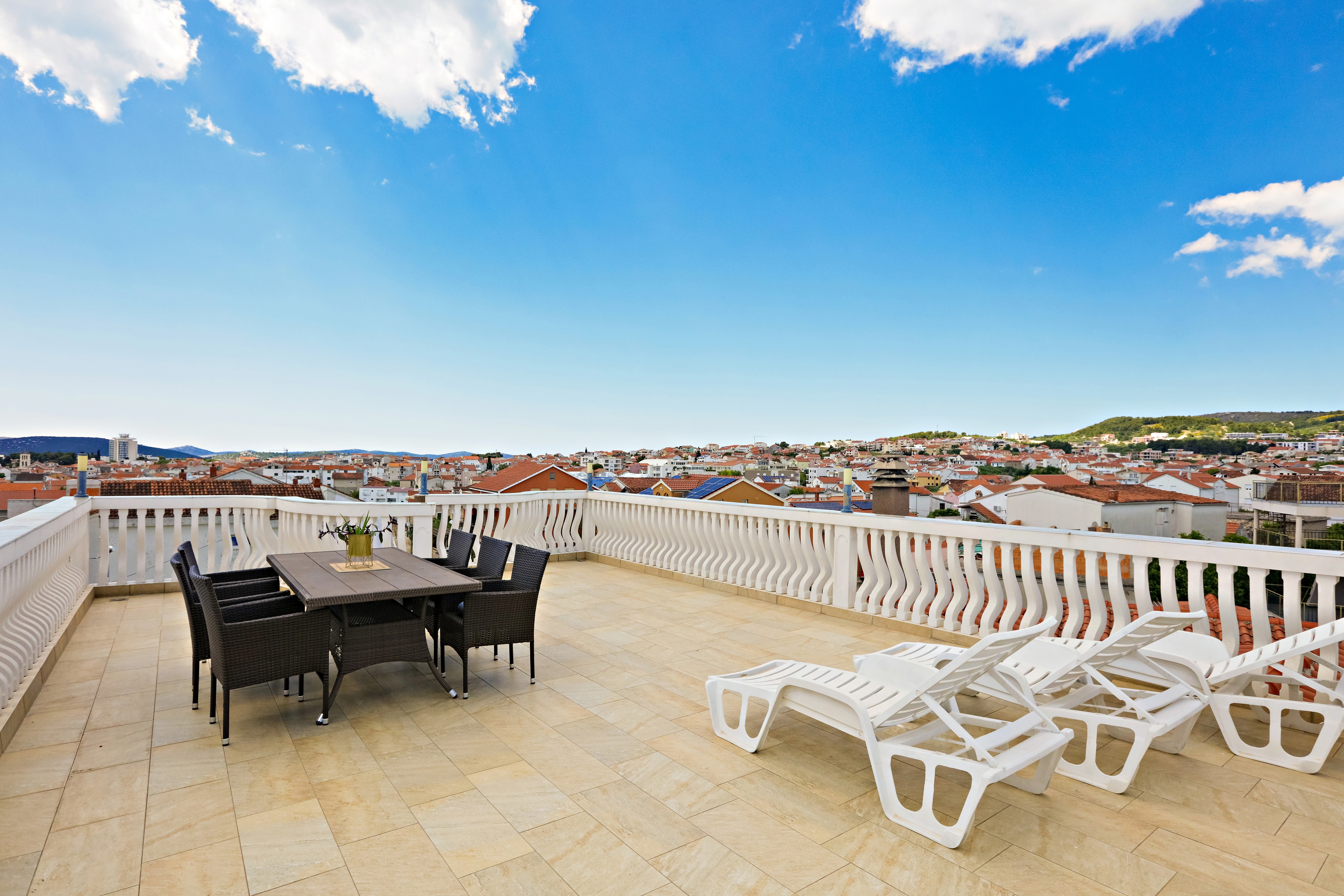 One bedroom apartment with terrace and sea view Vodice  A-c