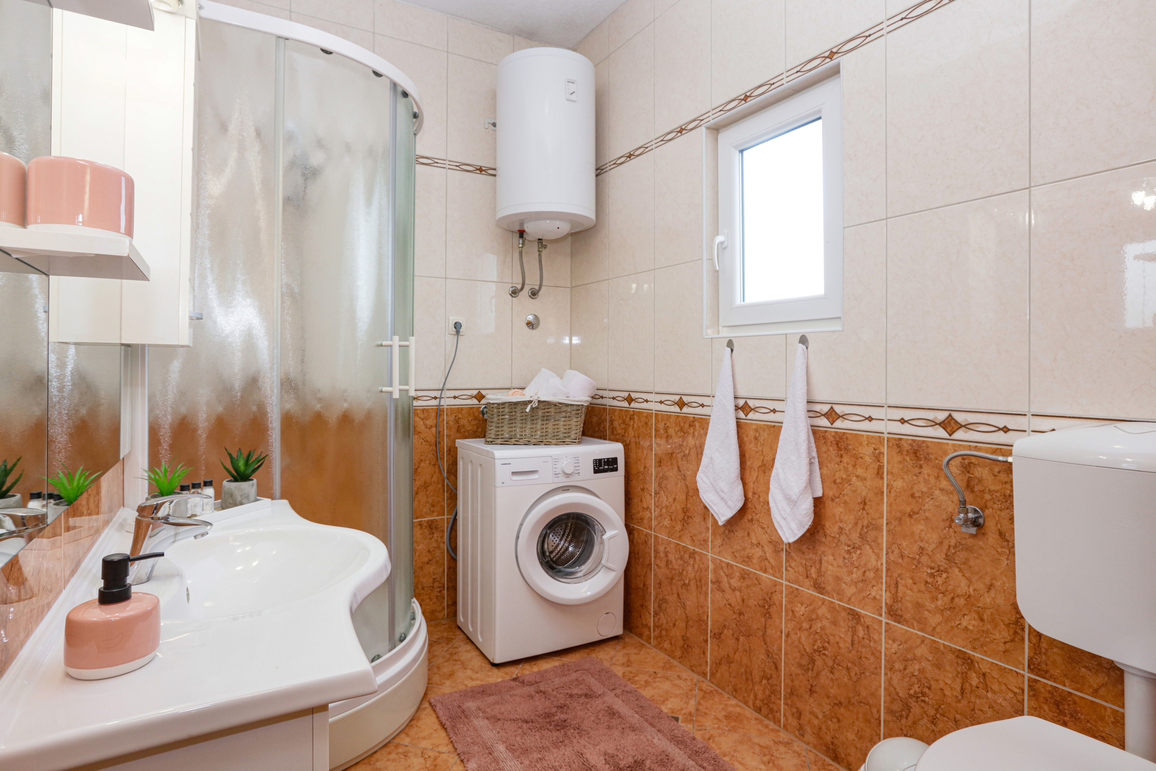 Dvosobni apartman s terasom Vodice  A-d