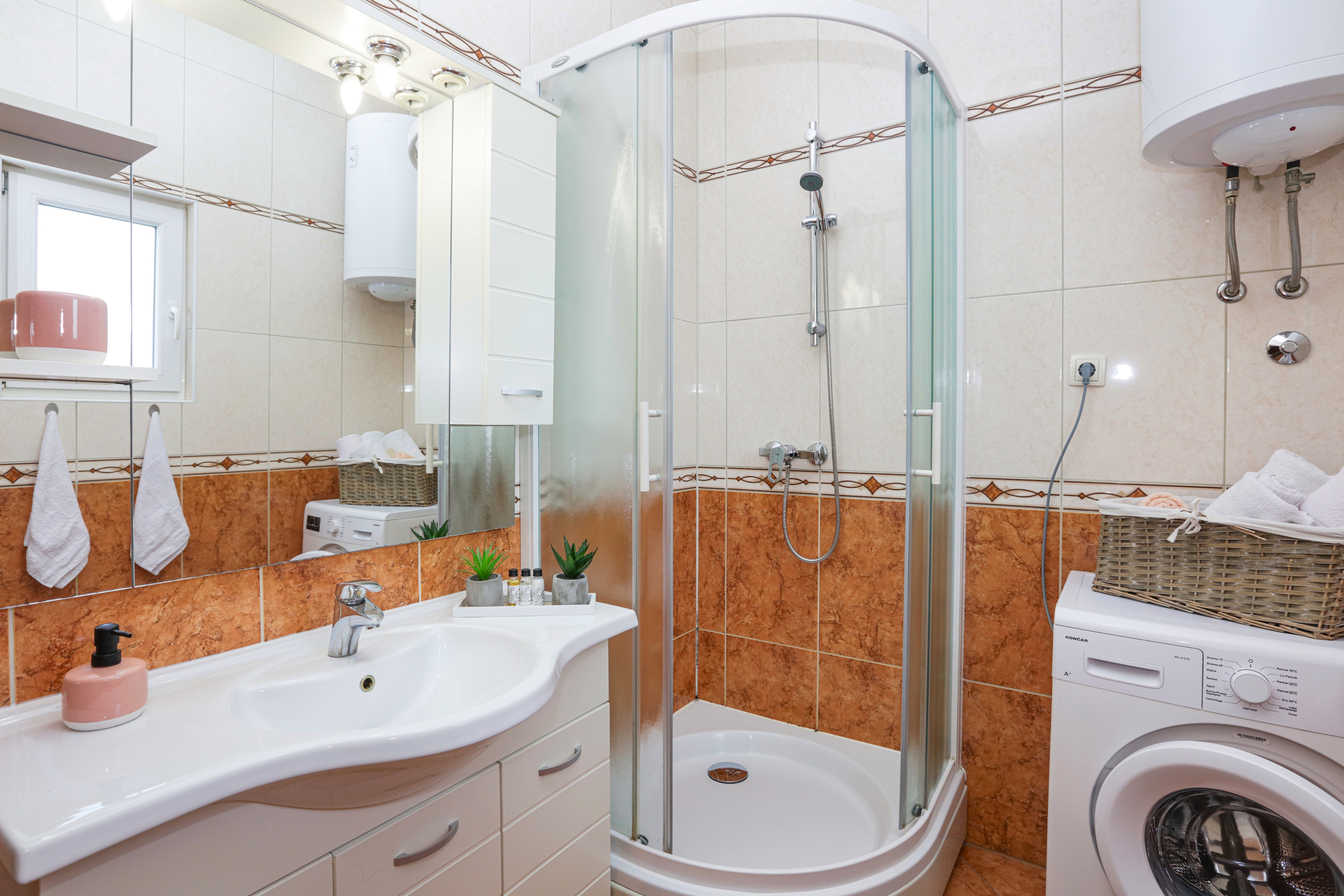 Dvosobni apartman s terasom Vodice  A-d