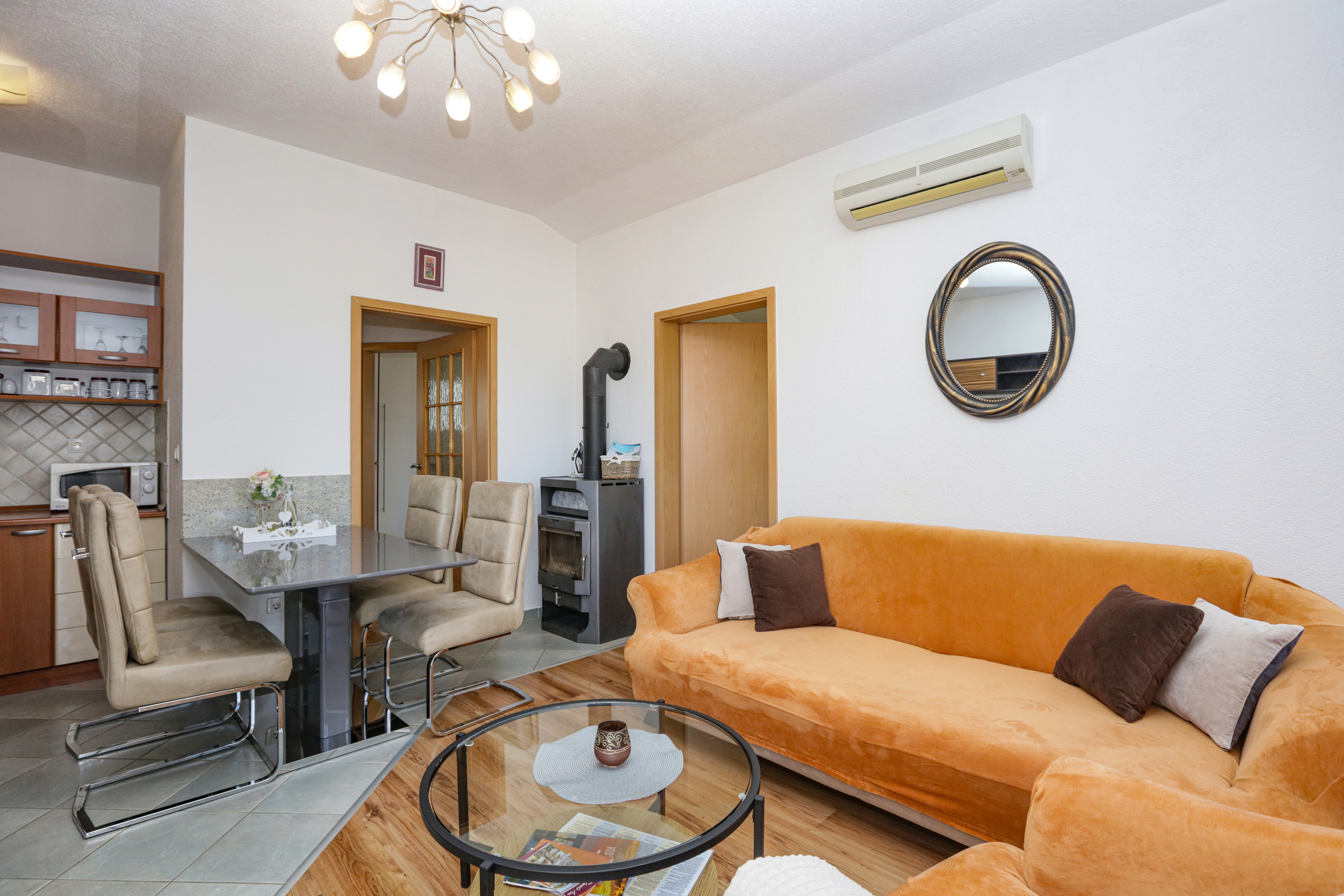 Dvosobni apartman s terasom Vodice  A-d