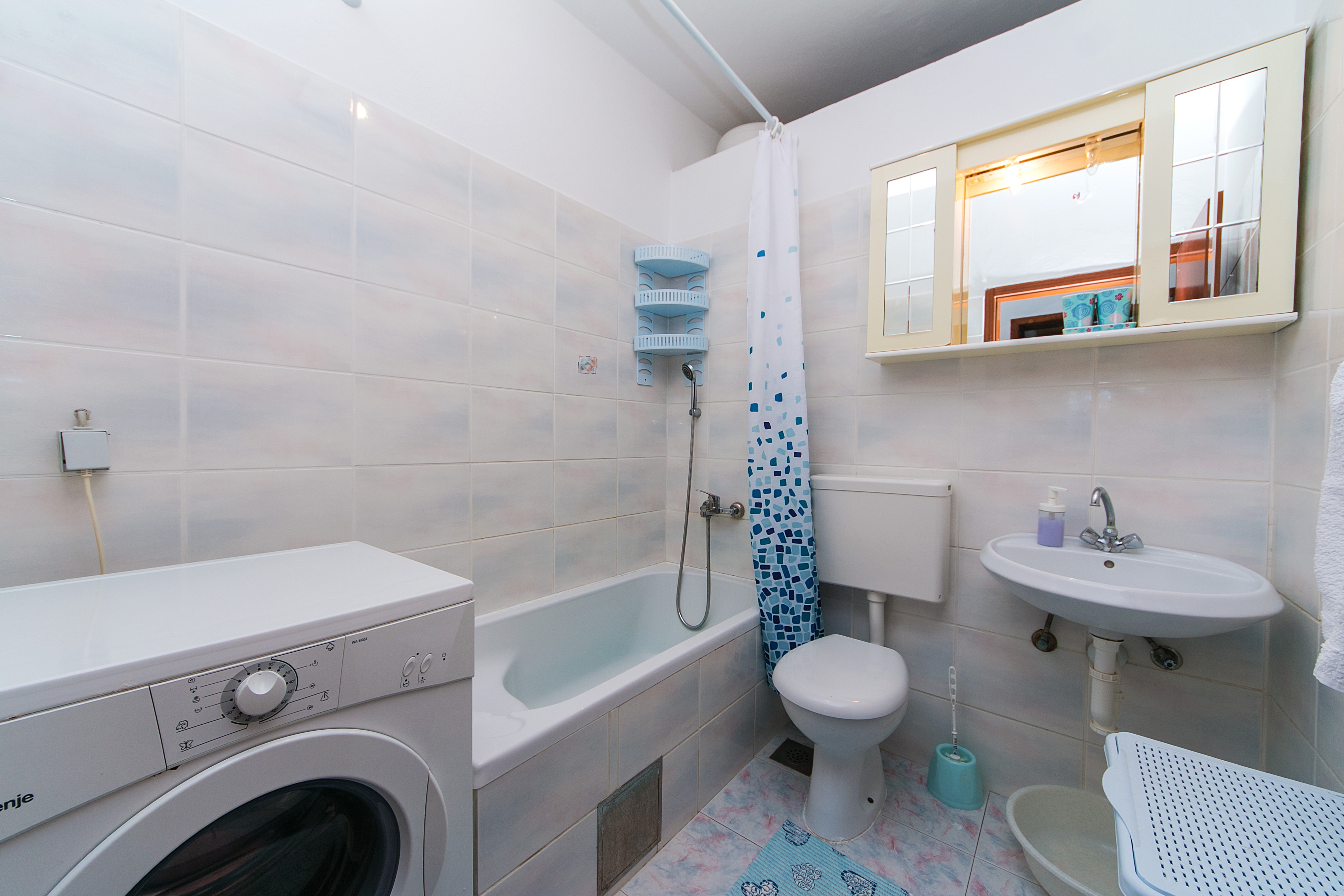 One bedroom apartment near beach Podaca, Makarska  A-a