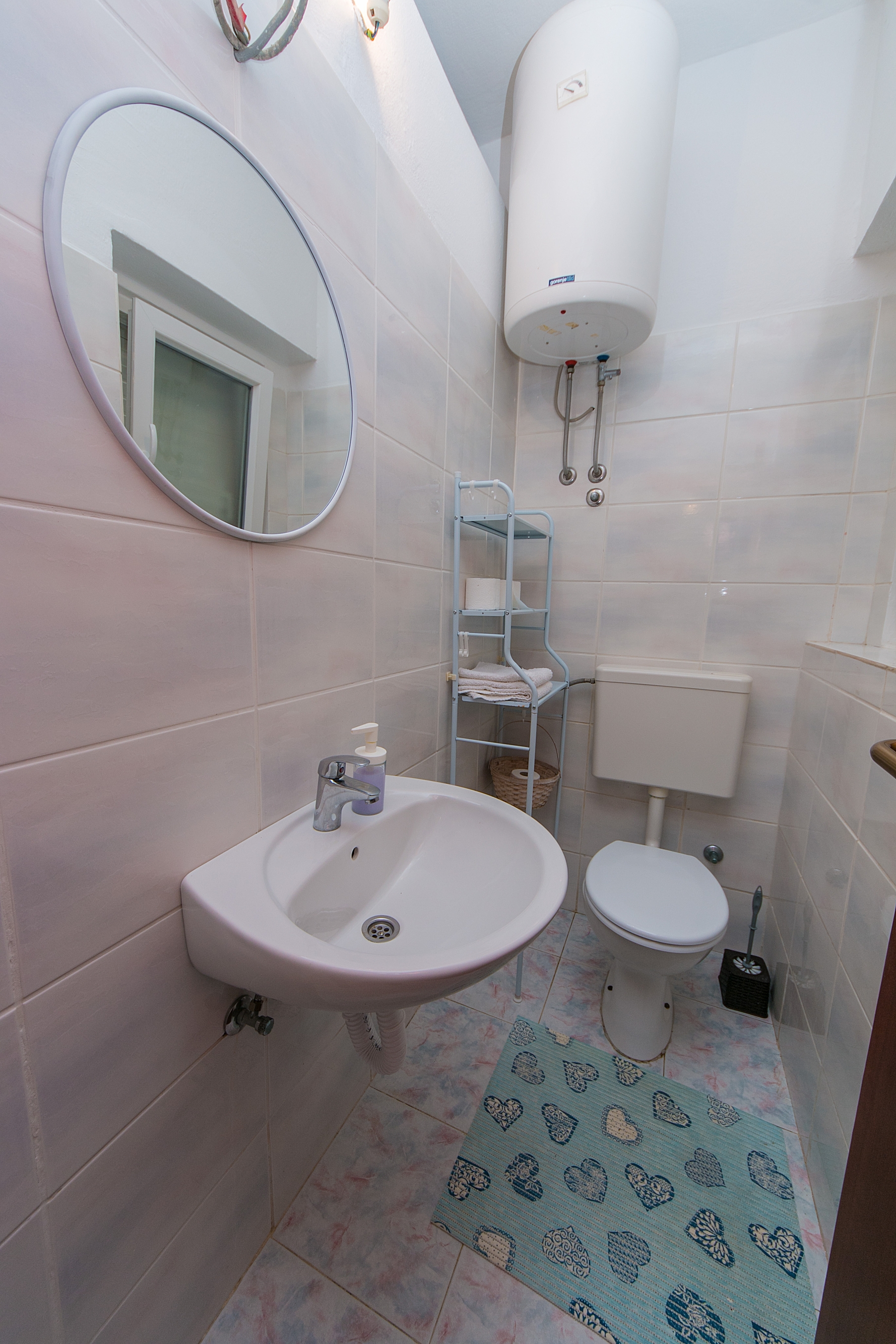 One bedroom apartment near beach Podaca, Makarska  A-a