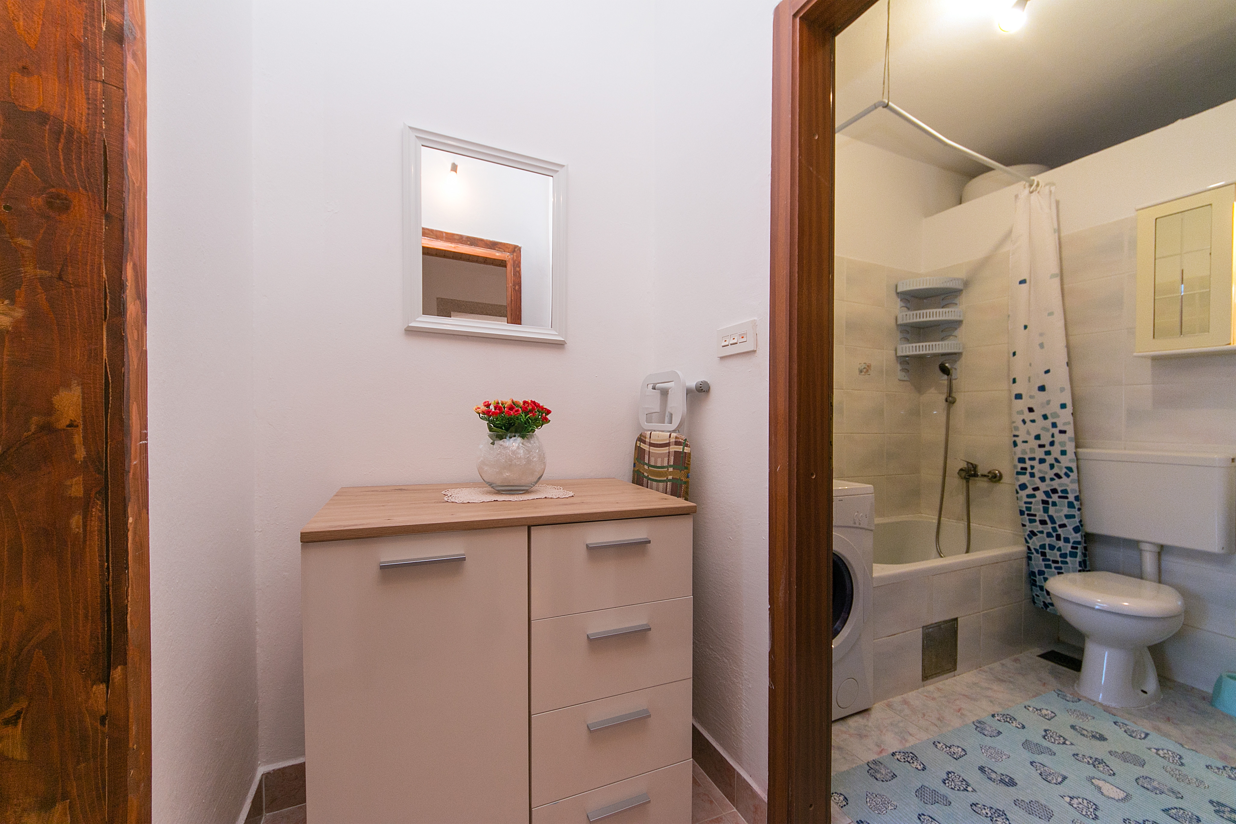 One bedroom apartment near beach Podaca, Makarska  A-a