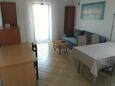 Dining room Zadar - Diklo, Dining room in the apartment, air condition available and WiFi.
