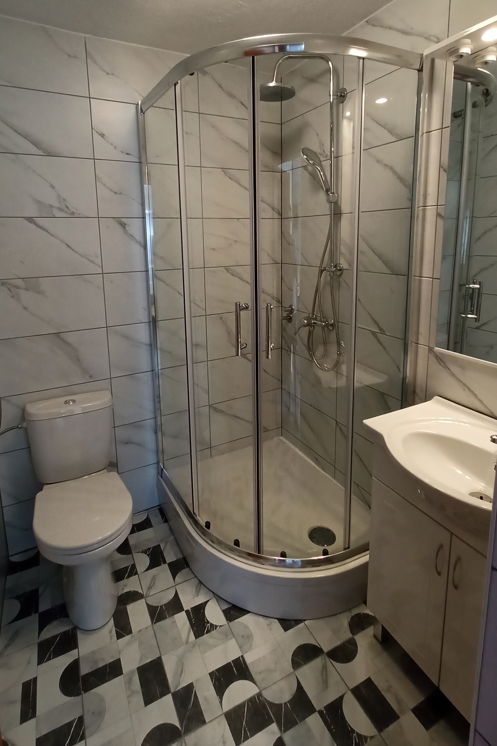 Two bedroom apartment with terrace and sea view Vinjerac, Zadar  A-c