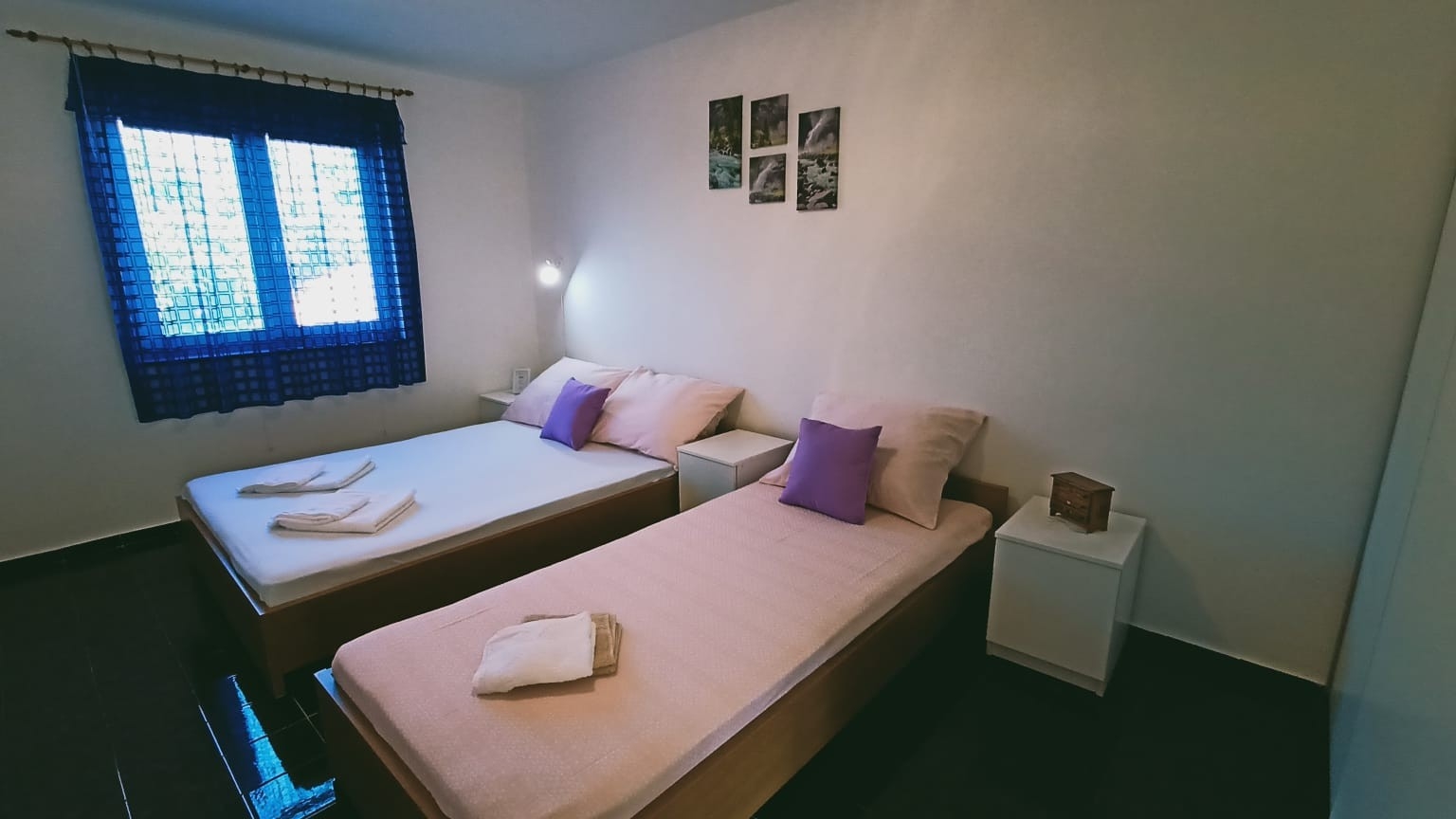 Two bedroom apartment with terrace and sea view Vinjerac, Zadar  A-c