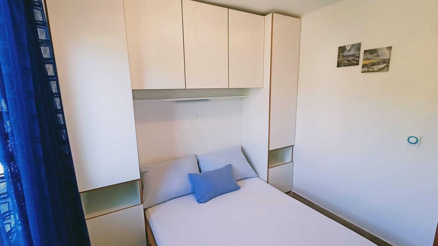Two bedroom apartment with terrace and sea view Vinjerac, Zadar  A-c