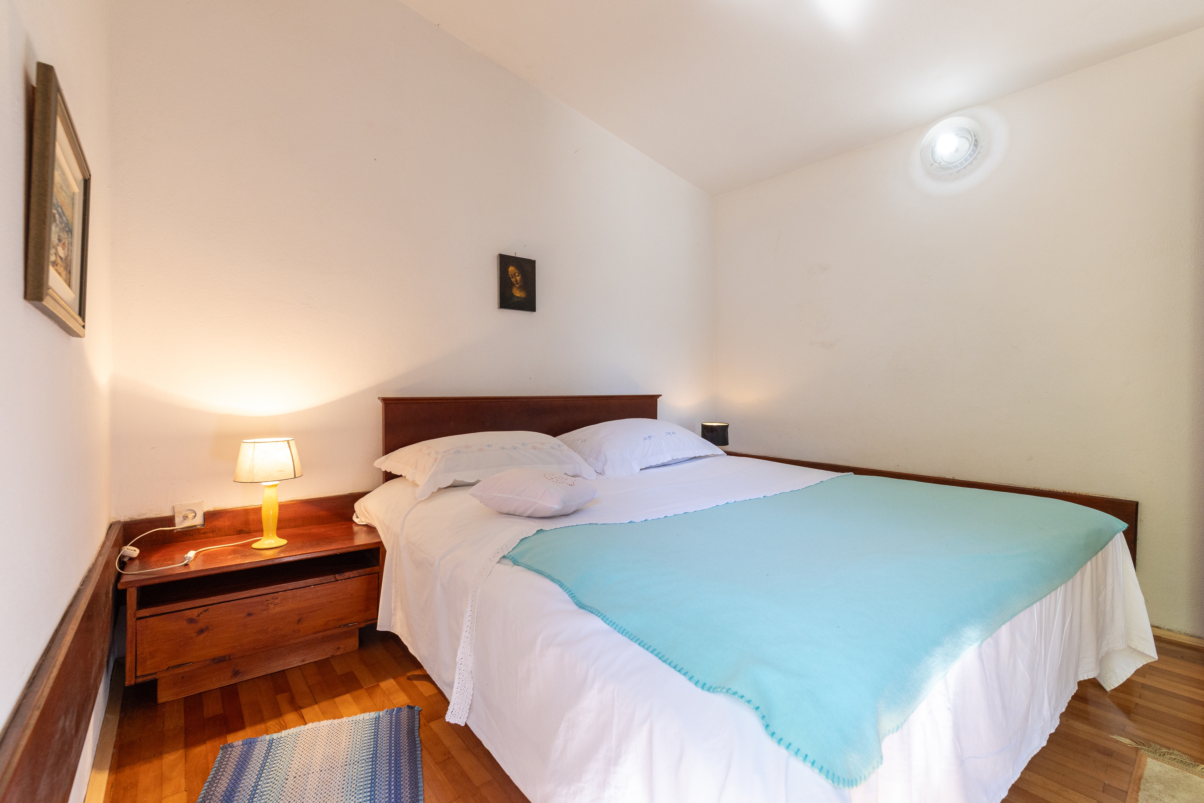 Two bedroom house near beach Ivan Dolac, Hvar  K