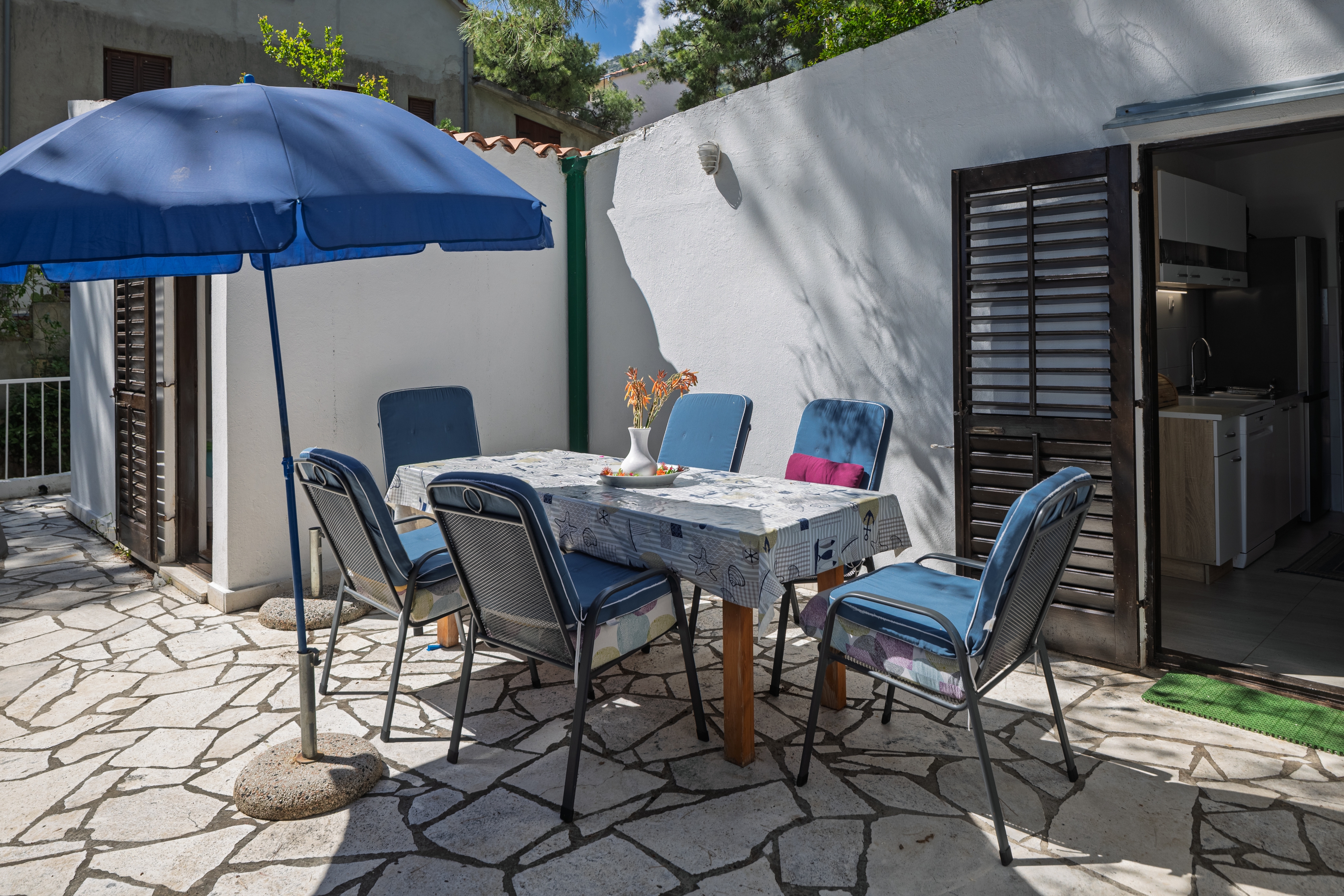 Two bedroom house near beach Ivan Dolac, Hvar  K