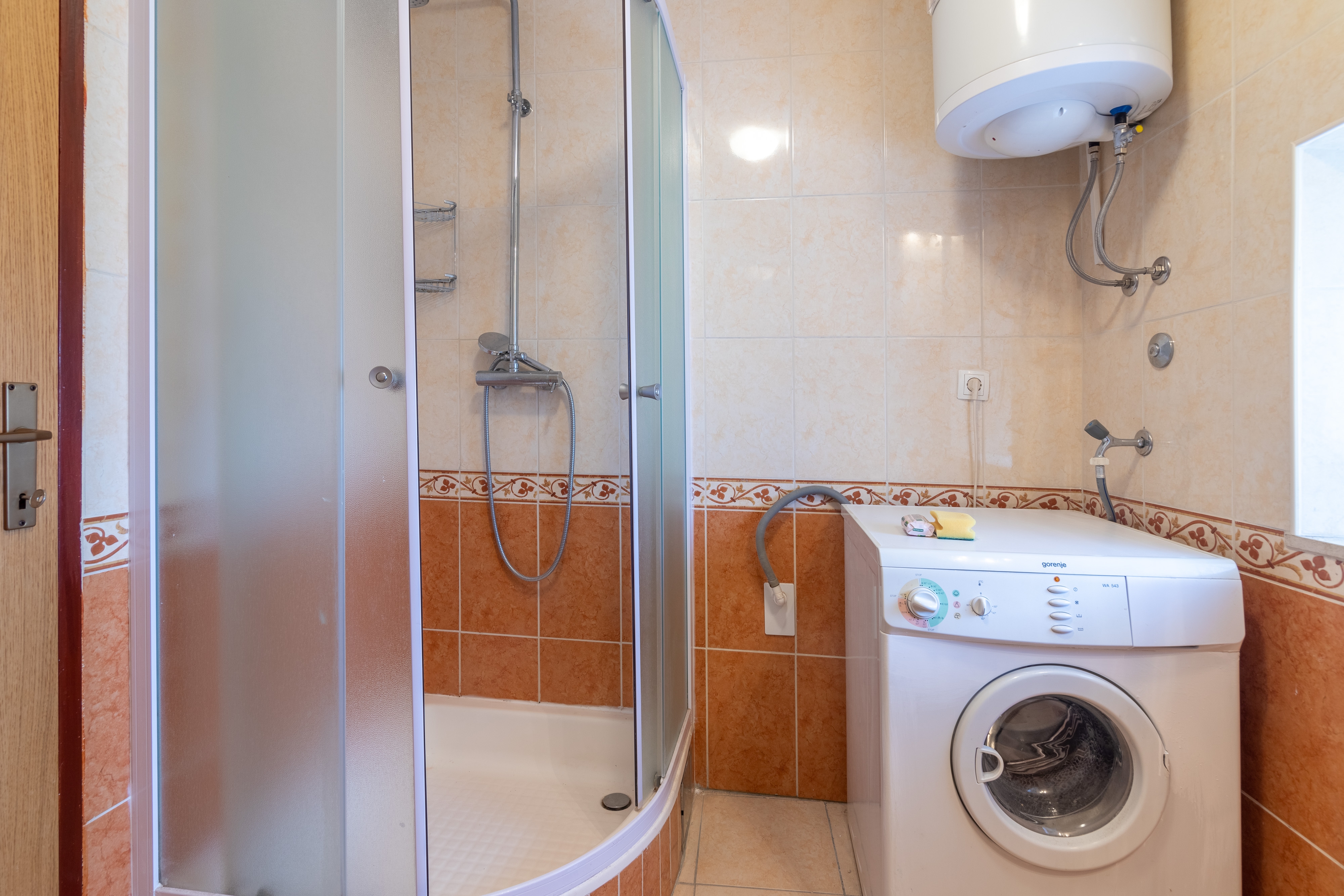 Three bedroom house with terrace and sea view Pučišća, Brač  K