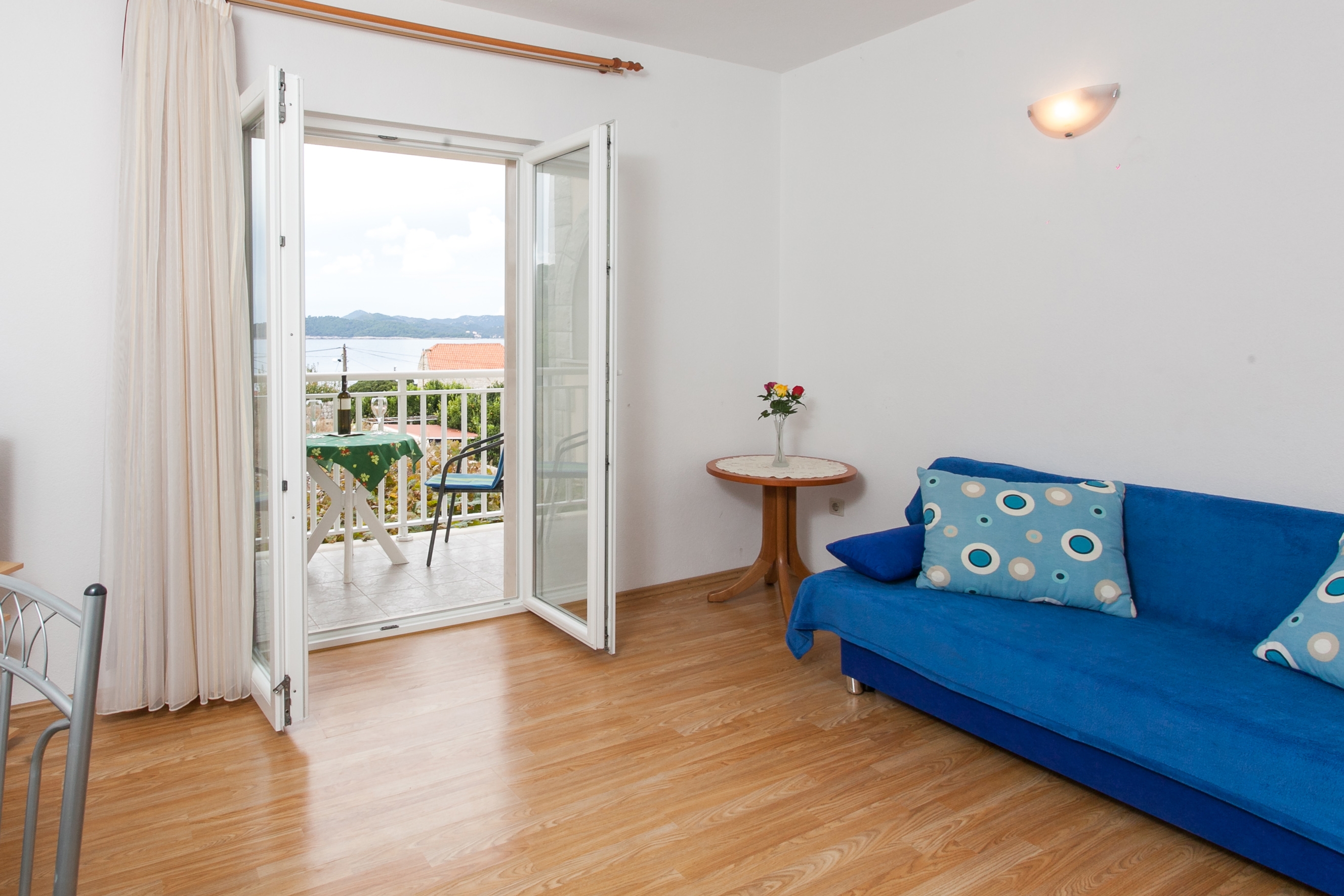 One bedroom apartment with balcony and sea view Lopud, Elafiti  A-b