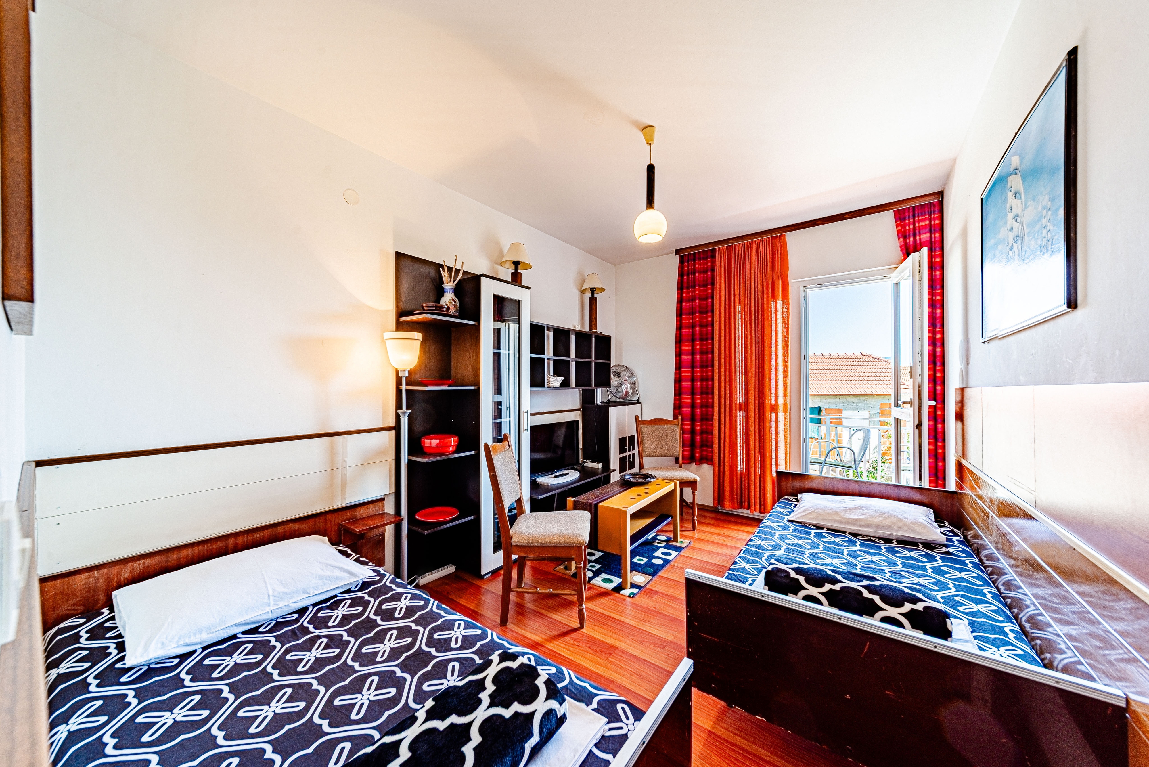 Two bedroom apartment with balcony and sea view Drače, Pelješac  A-b