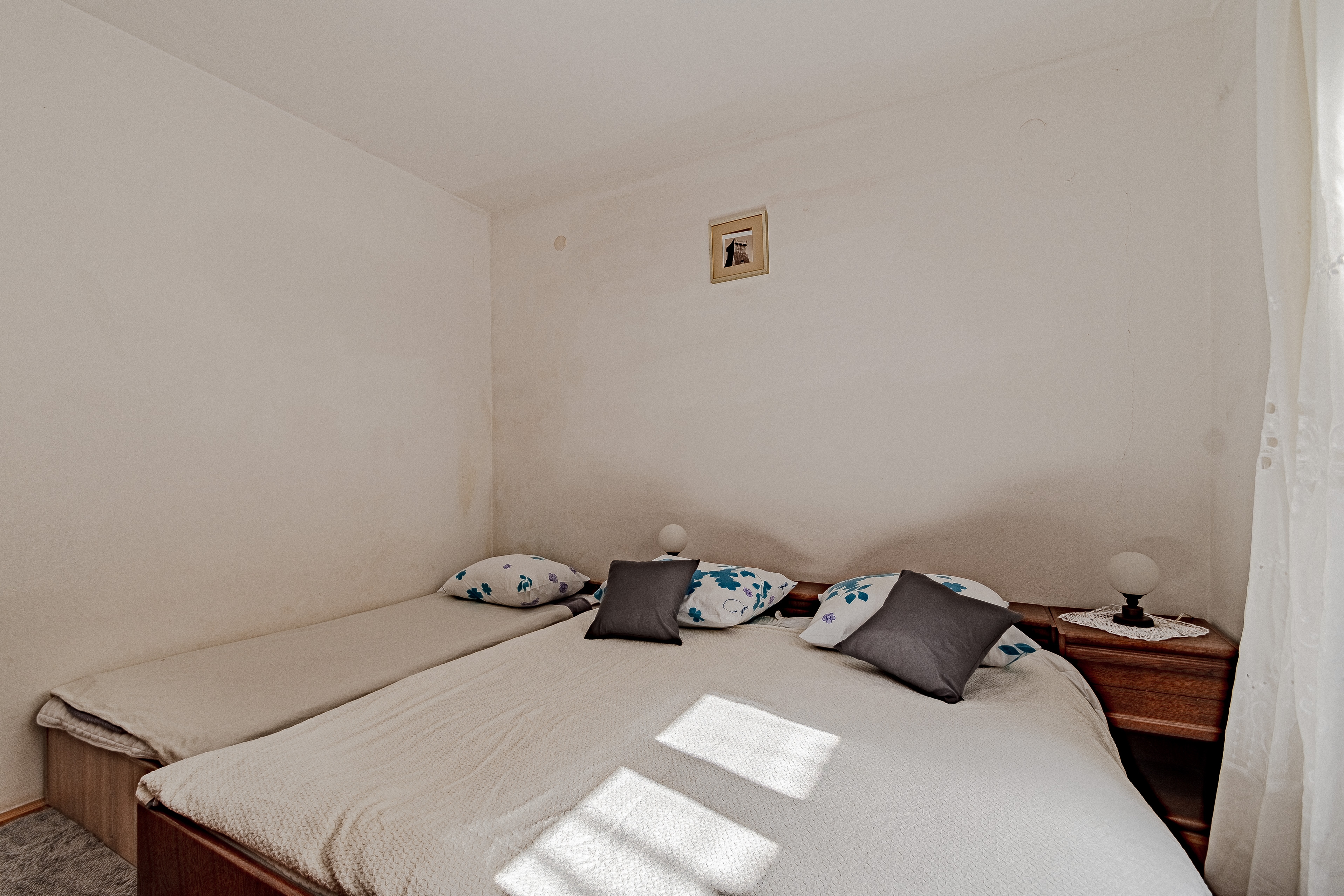 Two bedroom apartment with terrace Luka Dubrava, Pelješac  A-a
