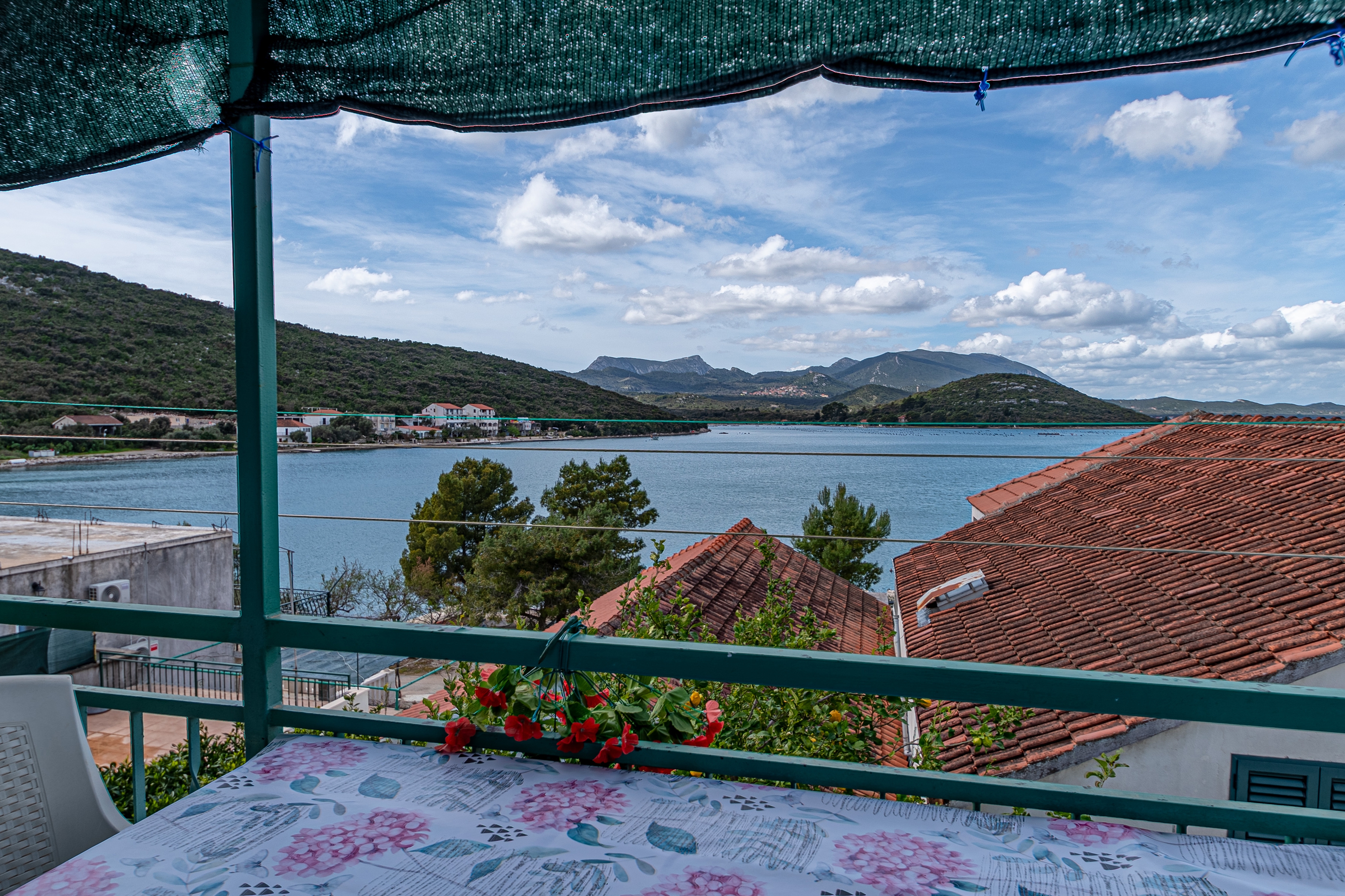 Two bedroom apartment with terrace and sea view Luka Dubrava, Pelješac  A-b
