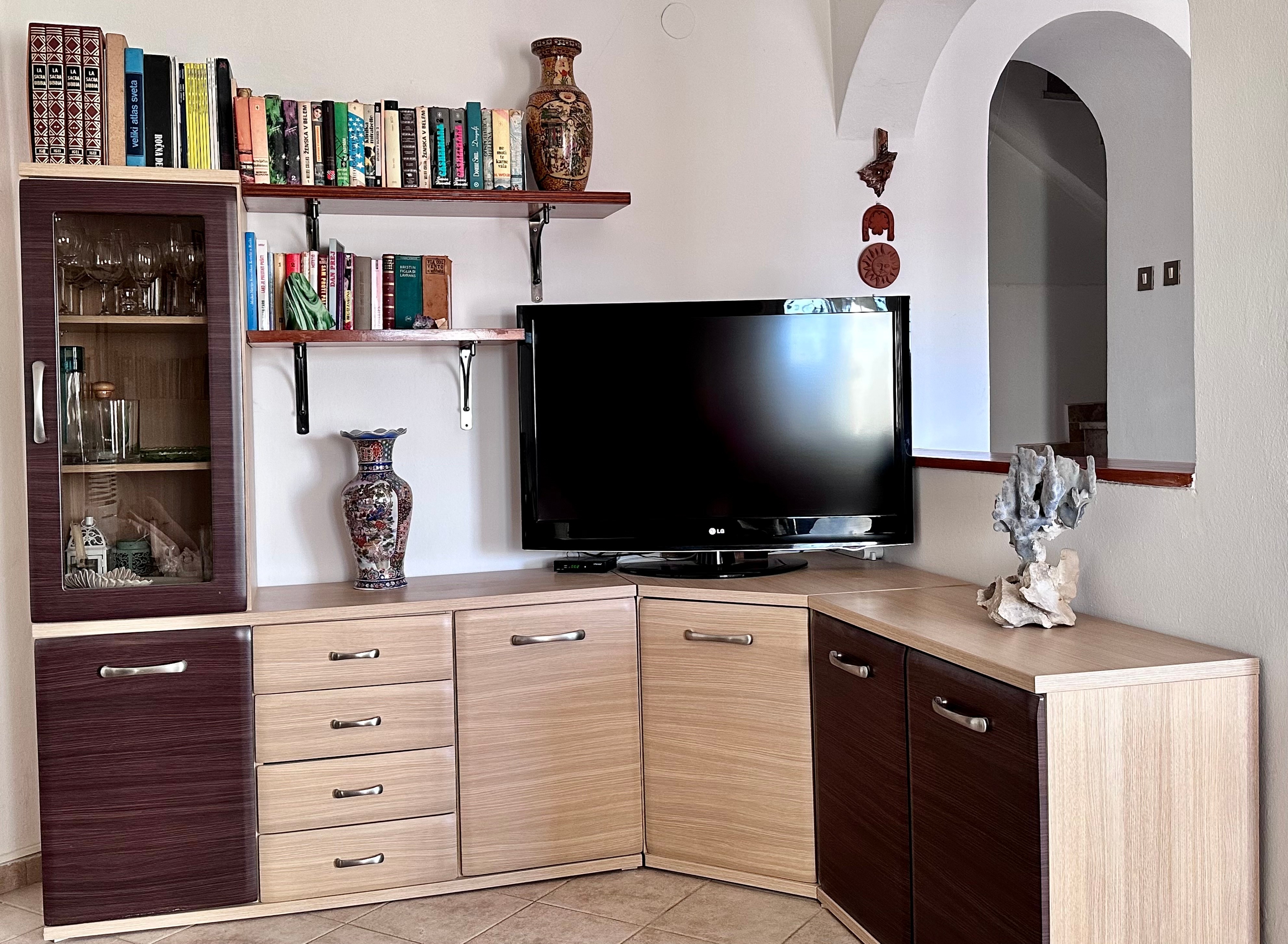 Two bedroom apartment with terrace Lopar, Rab (A-14070-a) Two bedroom apartment with terrace Lopar, Rab (A-14070-a)