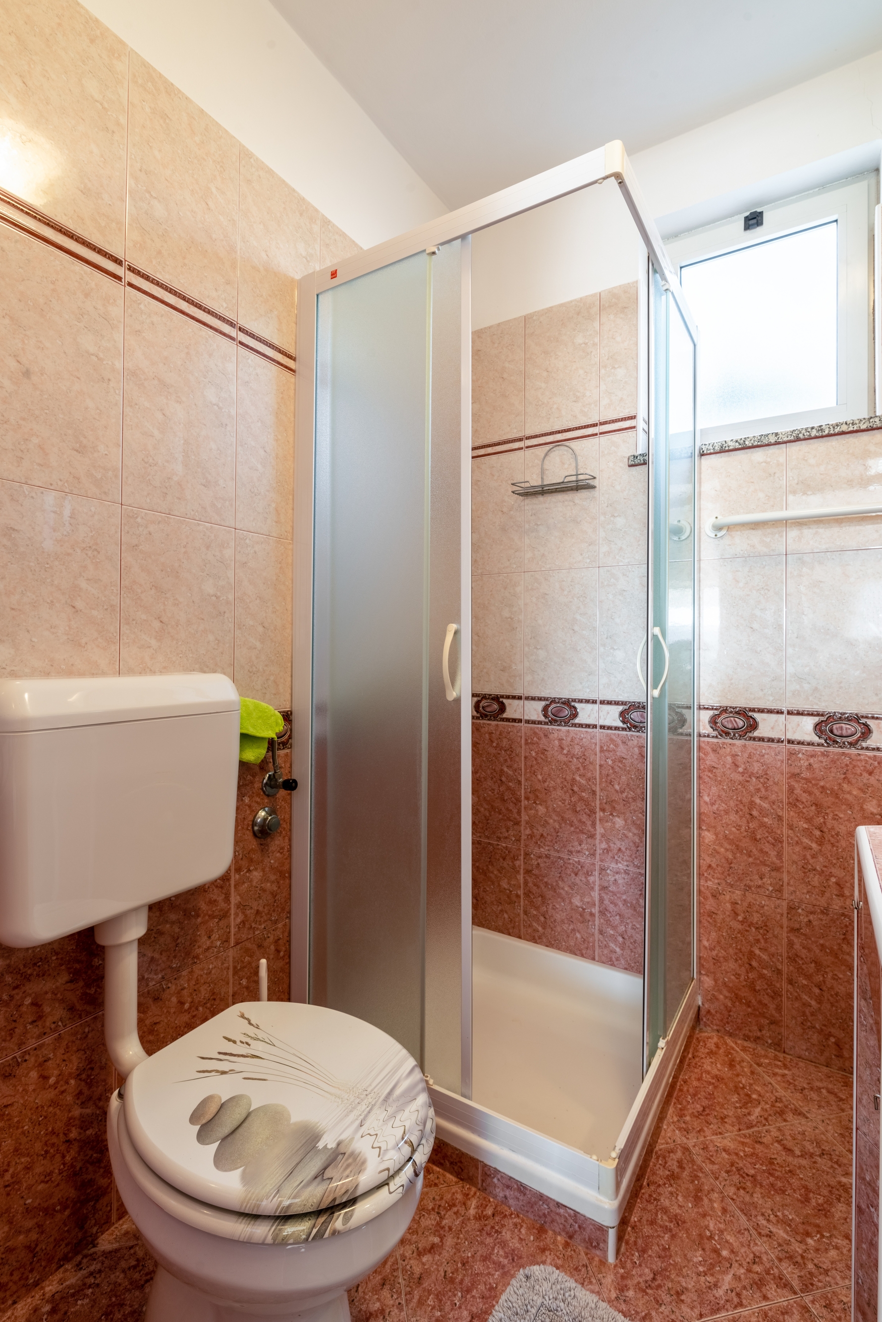 Two bedroom apartment with terrace Lopar, Rab  A-b