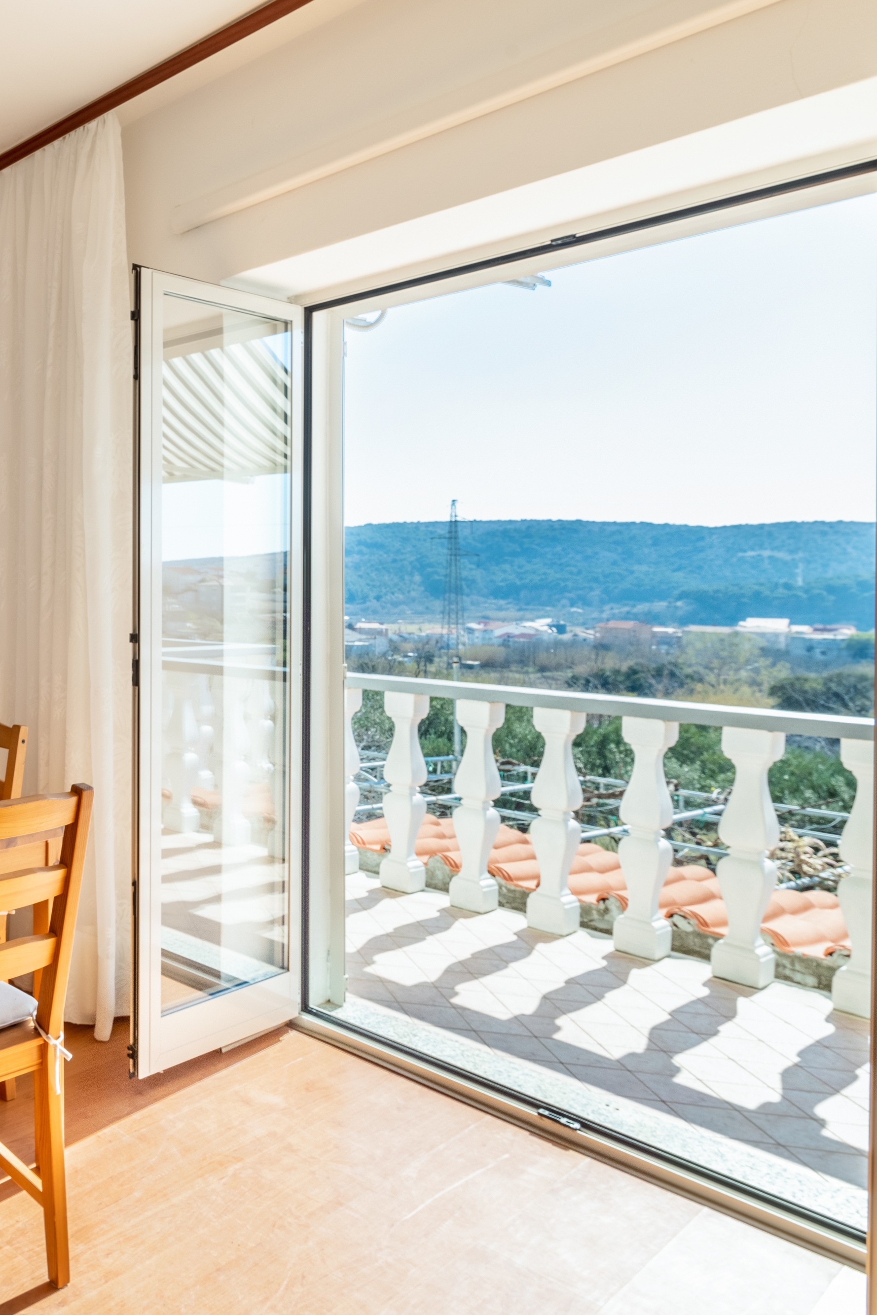 Two bedroom apartment with terrace Lopar, Rab (A-14070-b)