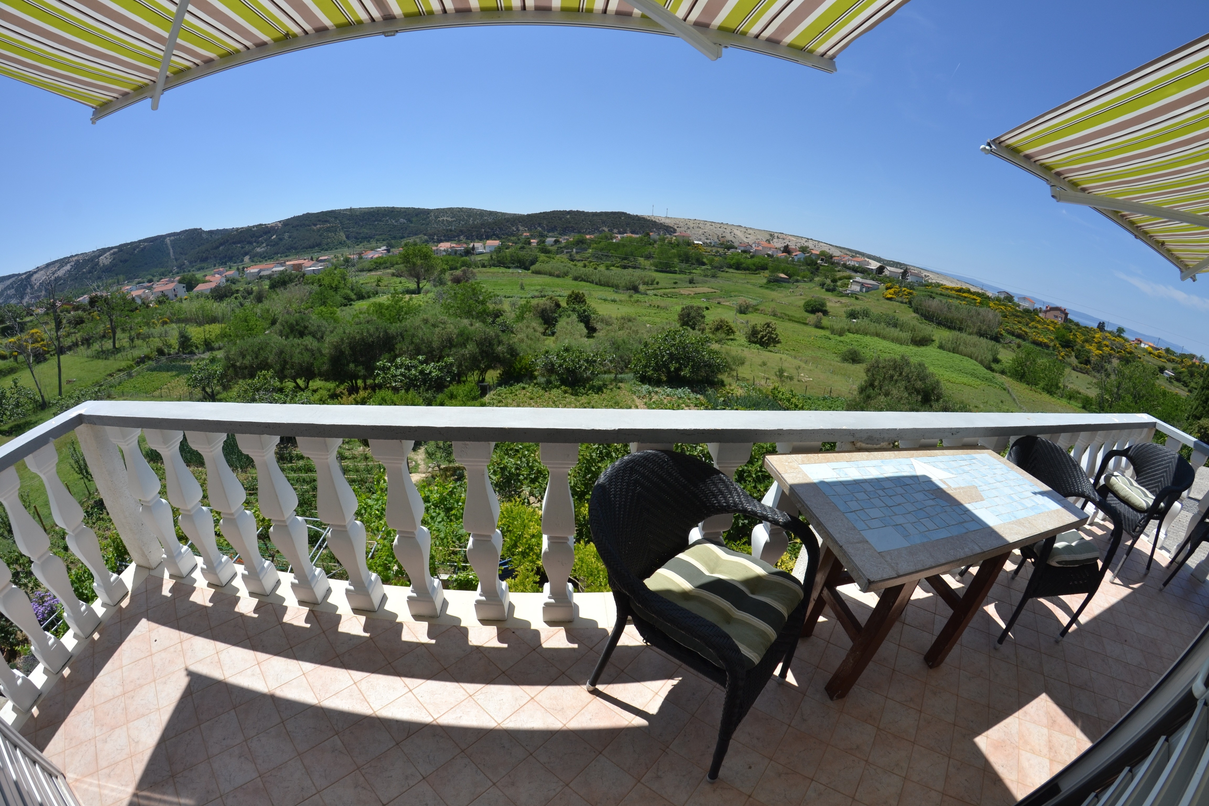 Two bedroom apartment with balcony and sea view Lopar, Rab  A-c