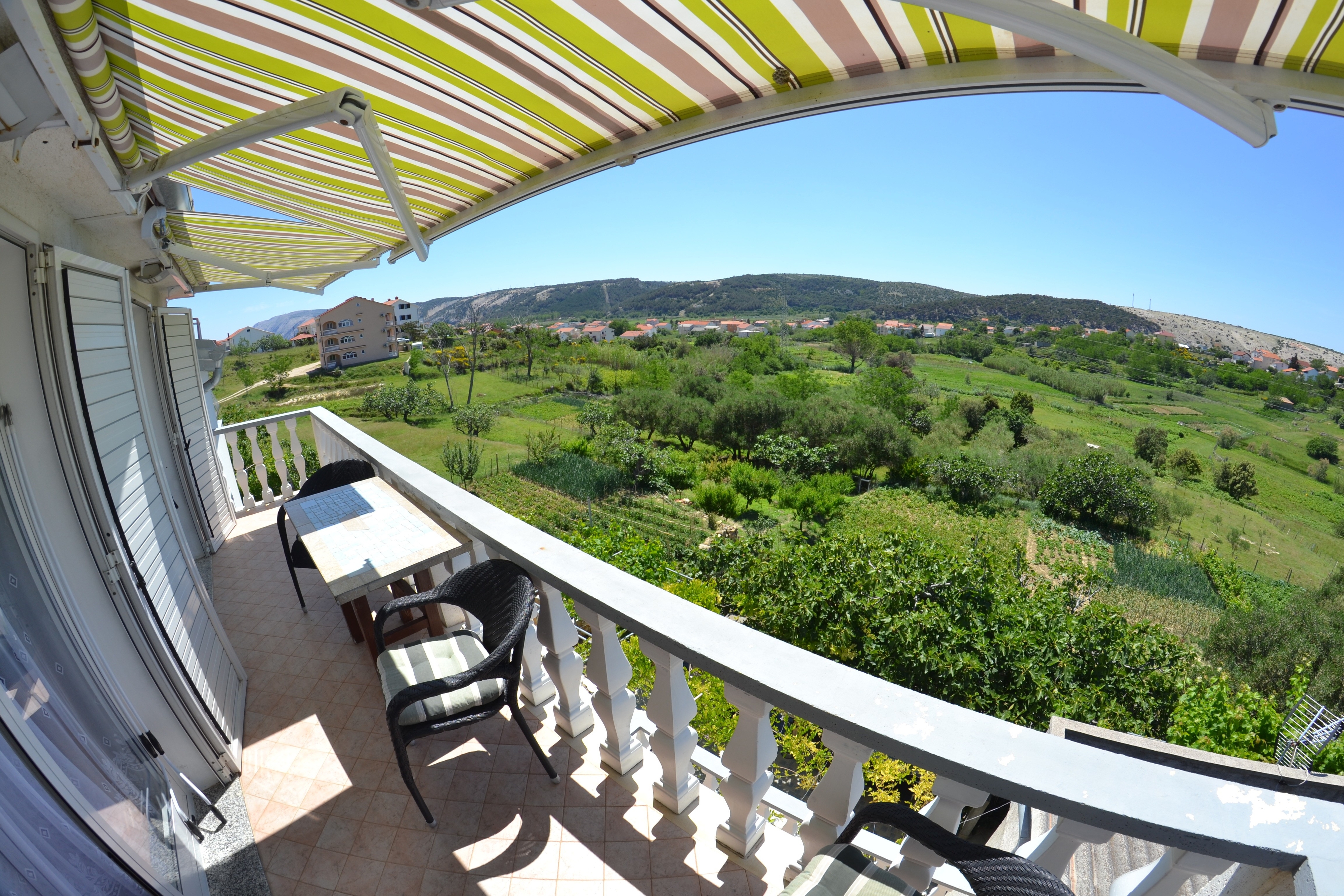 Two bedroom apartment with balcony and sea view Lopar, Rab  A-c