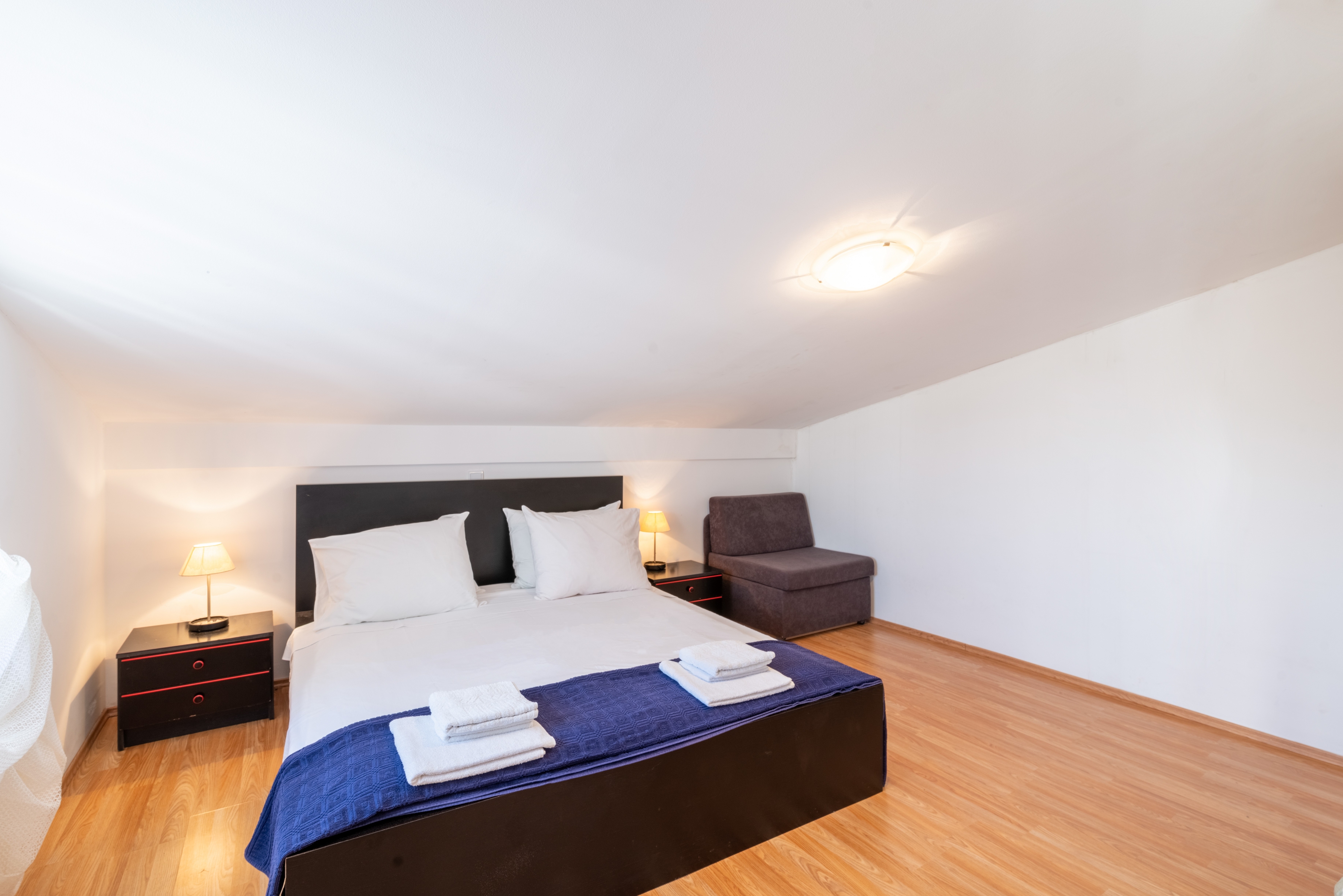 Top Rab Lopar Top Rab Lopar