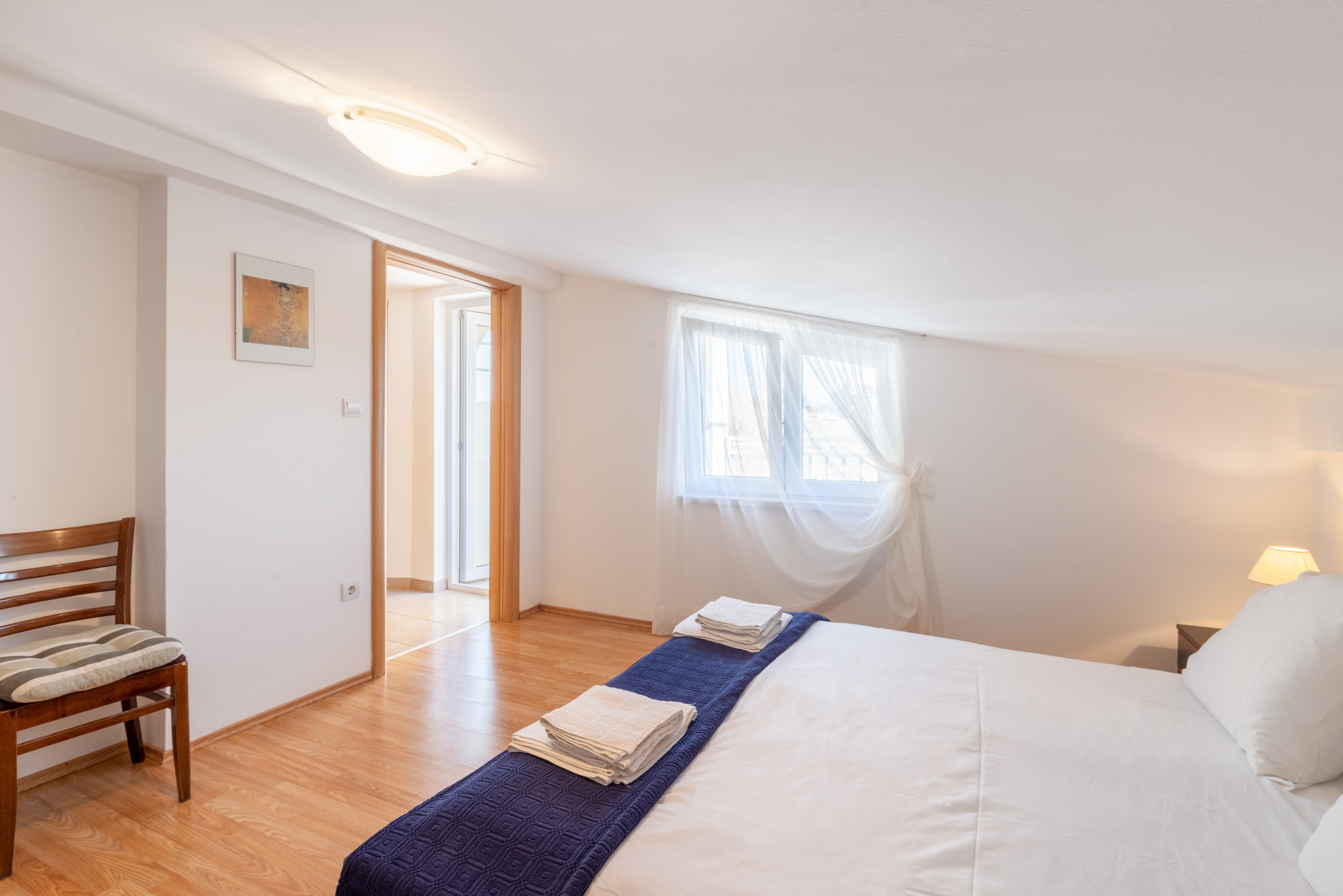 Top Rab Lopar Top Rab Lopar