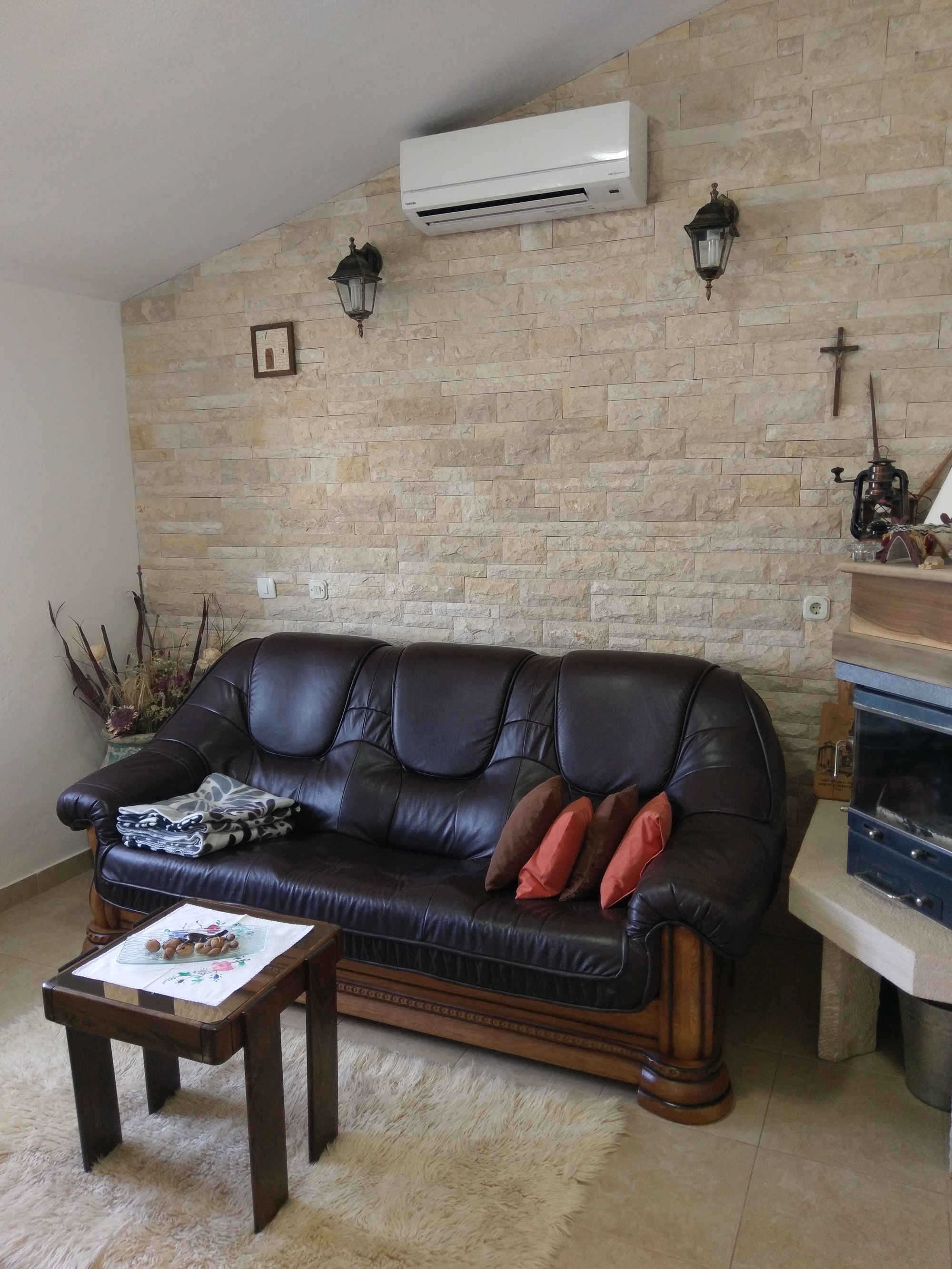 Two bedroom house with terrace Popovići, Zagora (K-14074) Two bedroom house with terrace Popovići, Zagora (K-14074)