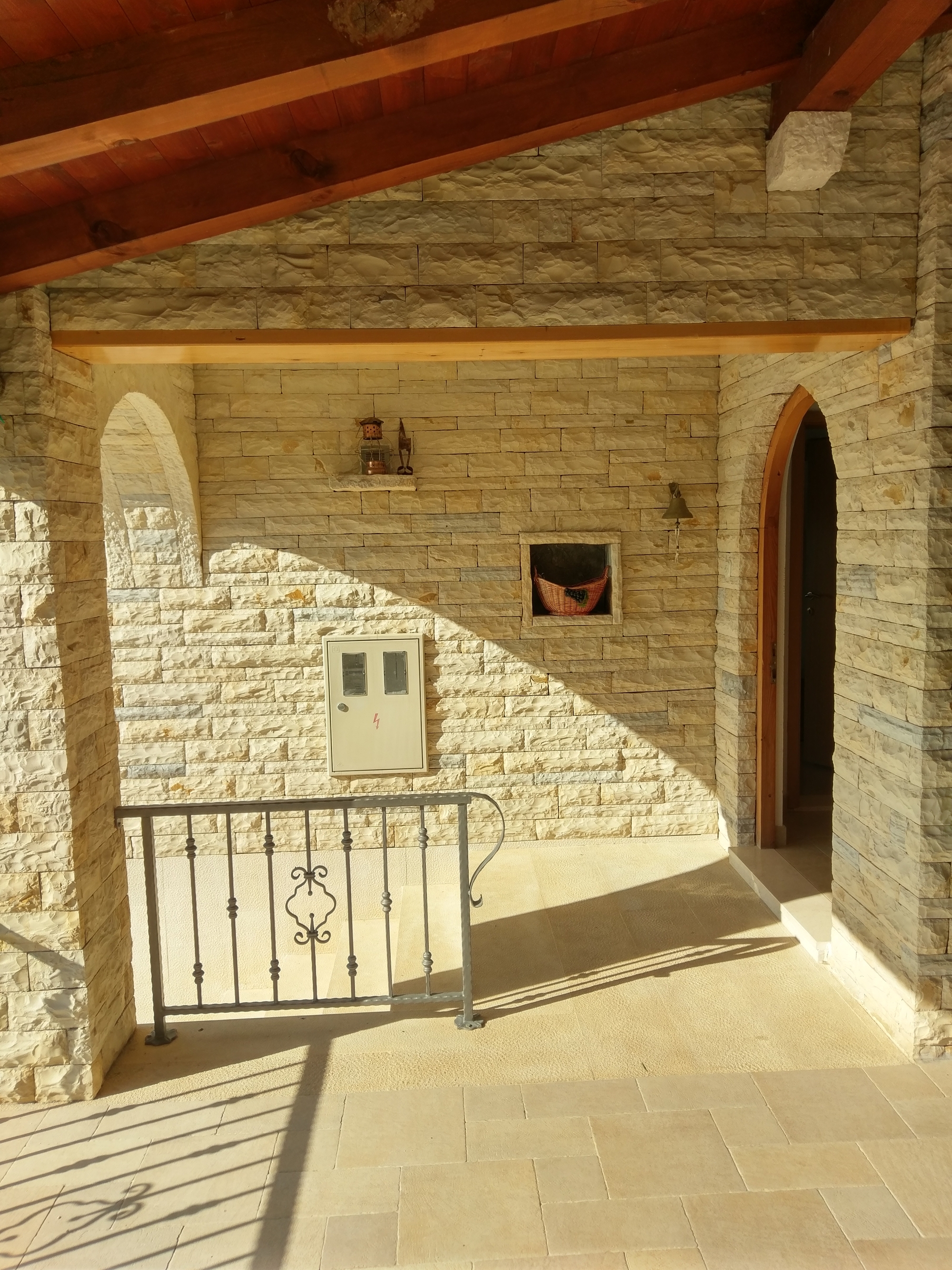 Two bedroom house with terrace Popovići, Zagora  K