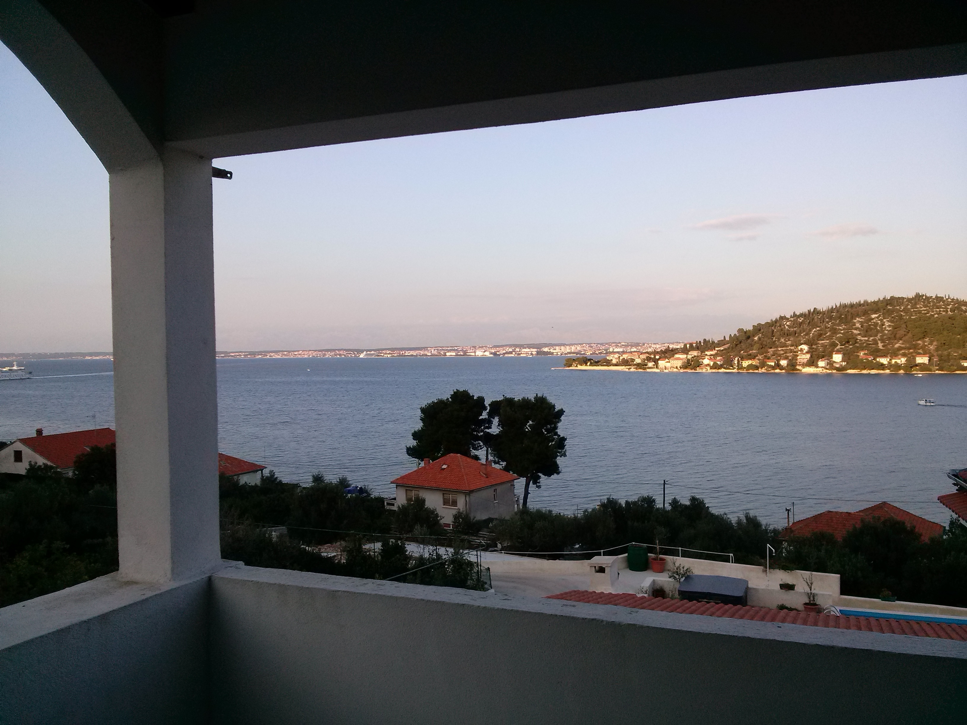 Two bedroom apartment with balcony and sea view Kali, Ugljan (A-14083-c)