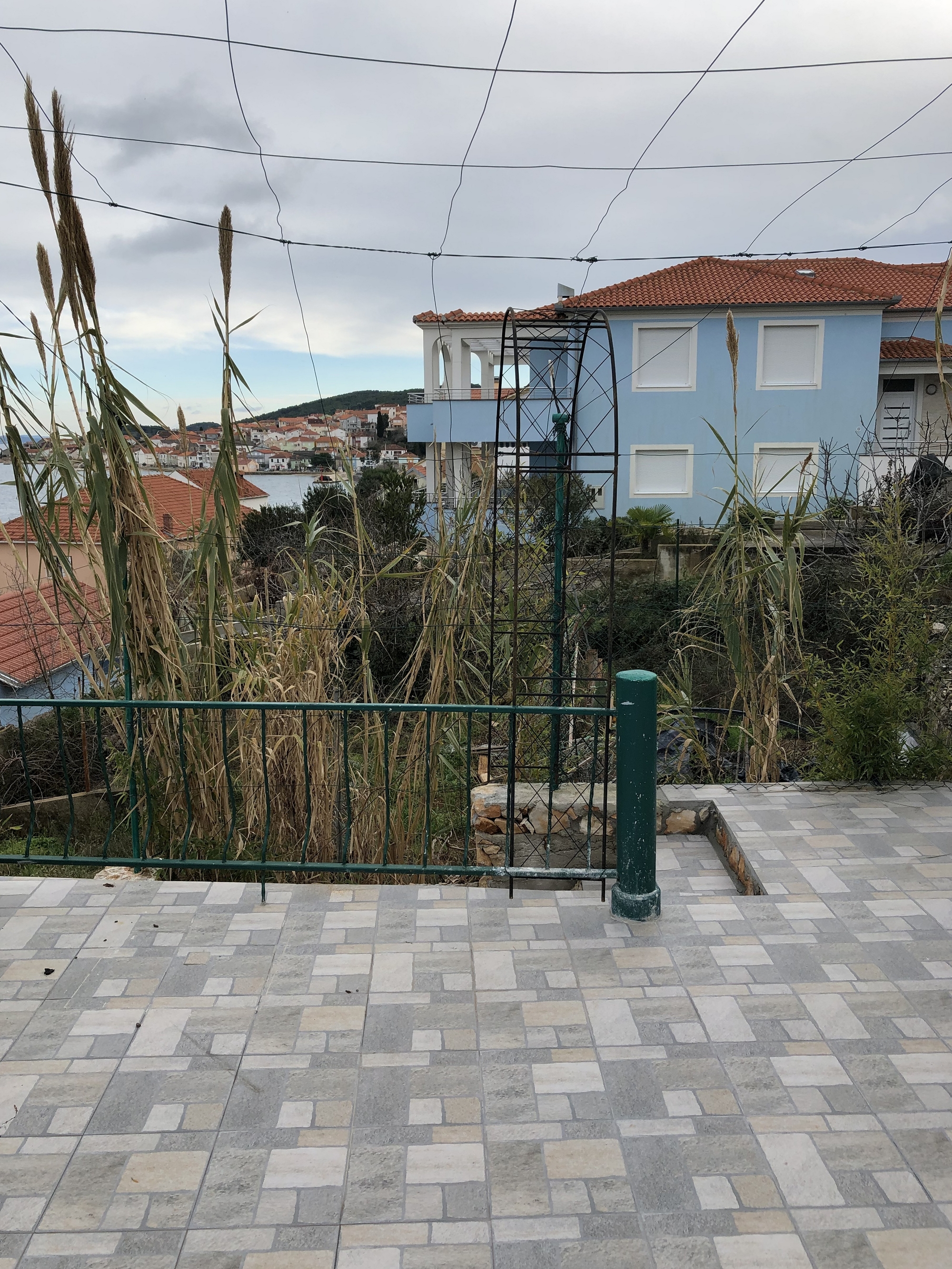 One bedroom apartment with terrace and sea view Kali, Ugljan  A-g
