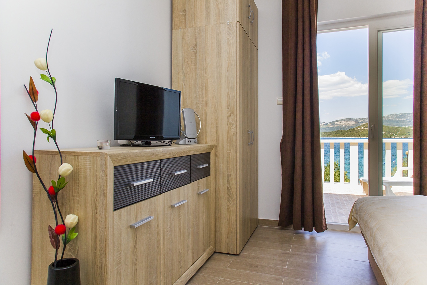 Top Pelješac Žuronja Top Pelješac Žuronja