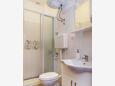 Žuronja, Bathroom in the studio-apartment, WiFi.