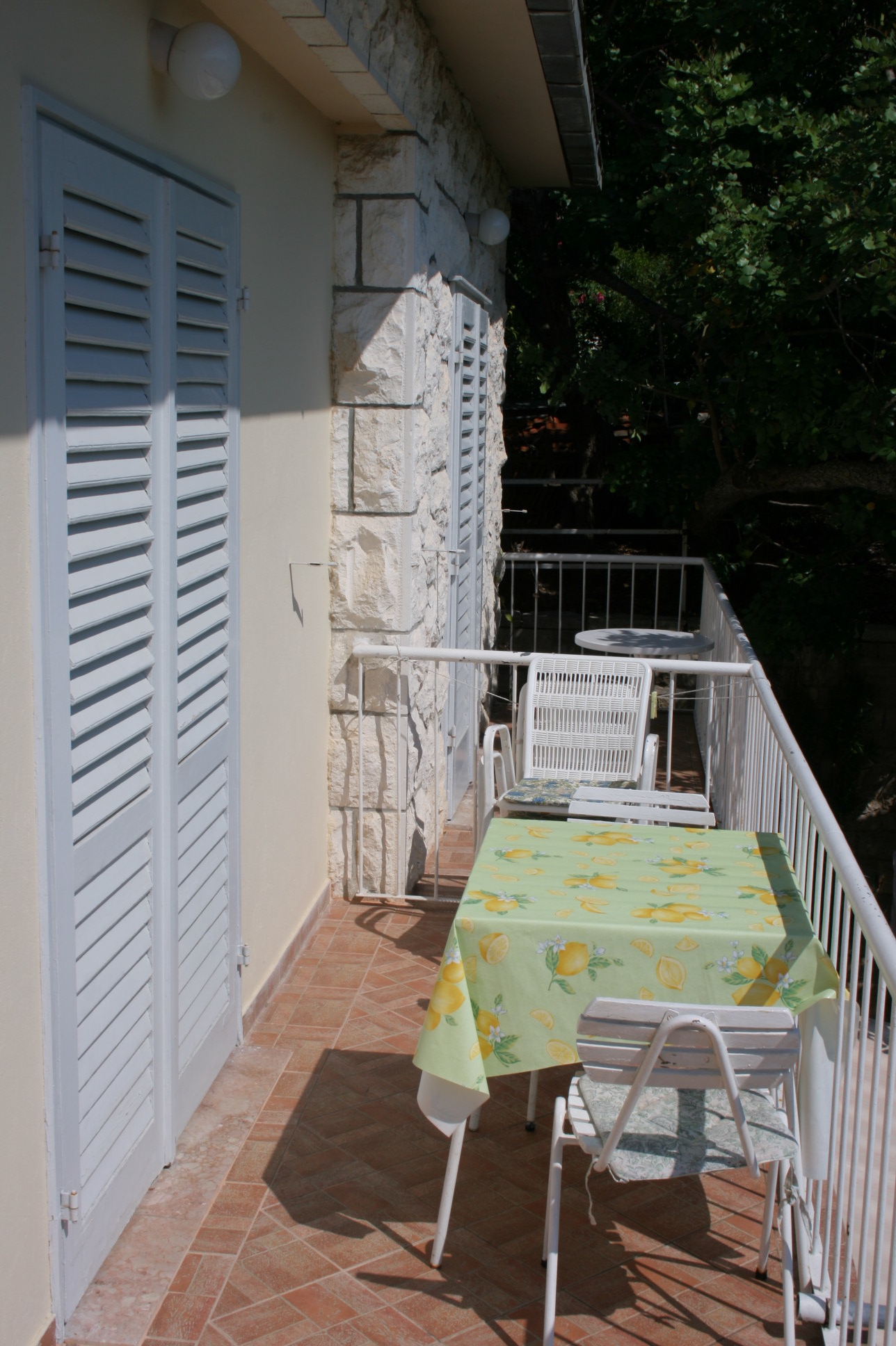Two bedroom apartment with balcony Hvar  A-a