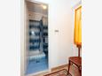 Chodba Hvar, Chodba v ubytování typu studio-apartment, domácí mazlíčci povoleni a WiFi.