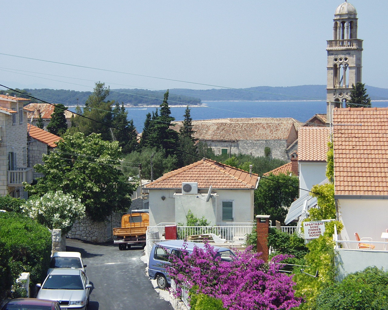 Room with balcony and sea view Hvar  S-a
