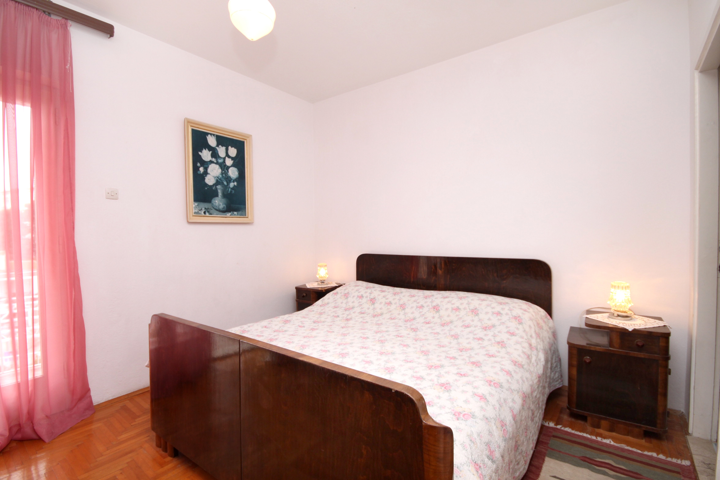 Room with balcony and sea view Hvar  S-b