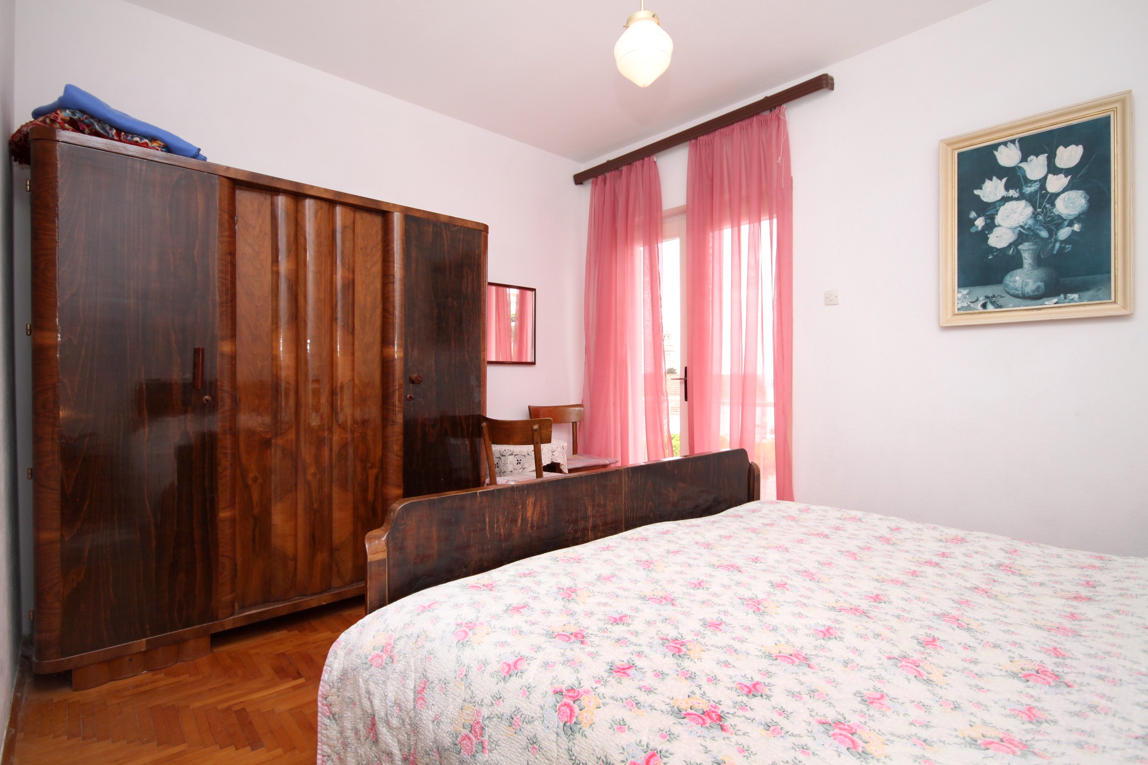 Room with balcony and sea view Hvar  S-b