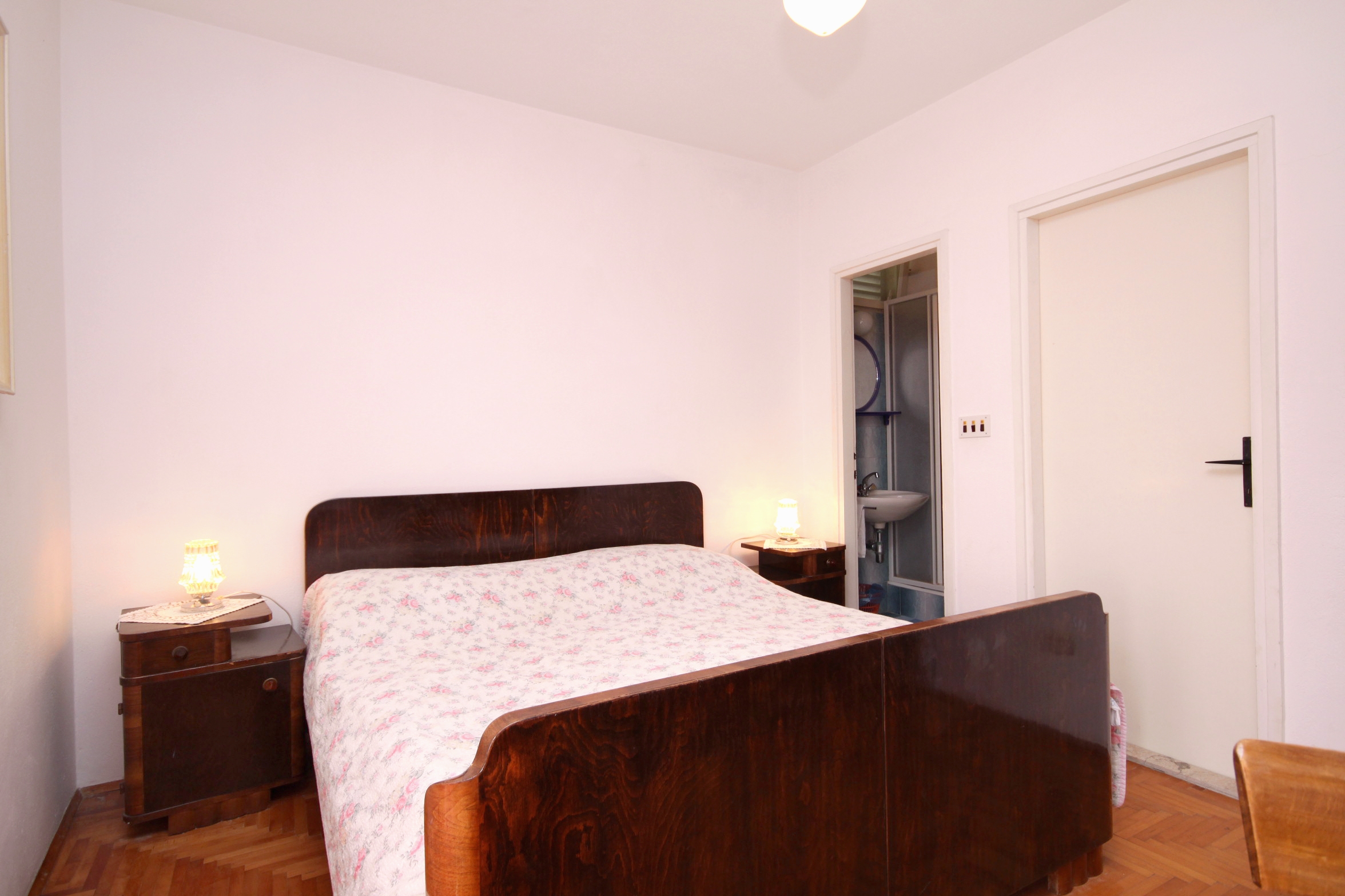 Room with balcony and sea view Hvar  S-b